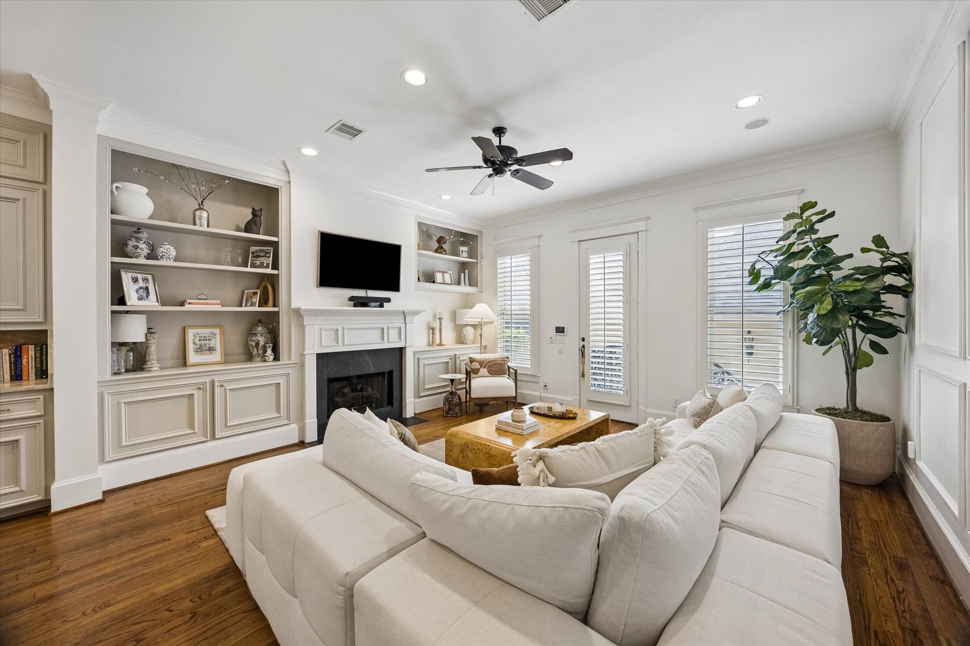 316 Aurora Street, Houston, TX 77008 316 Aurora Street, Houston, TX 77008