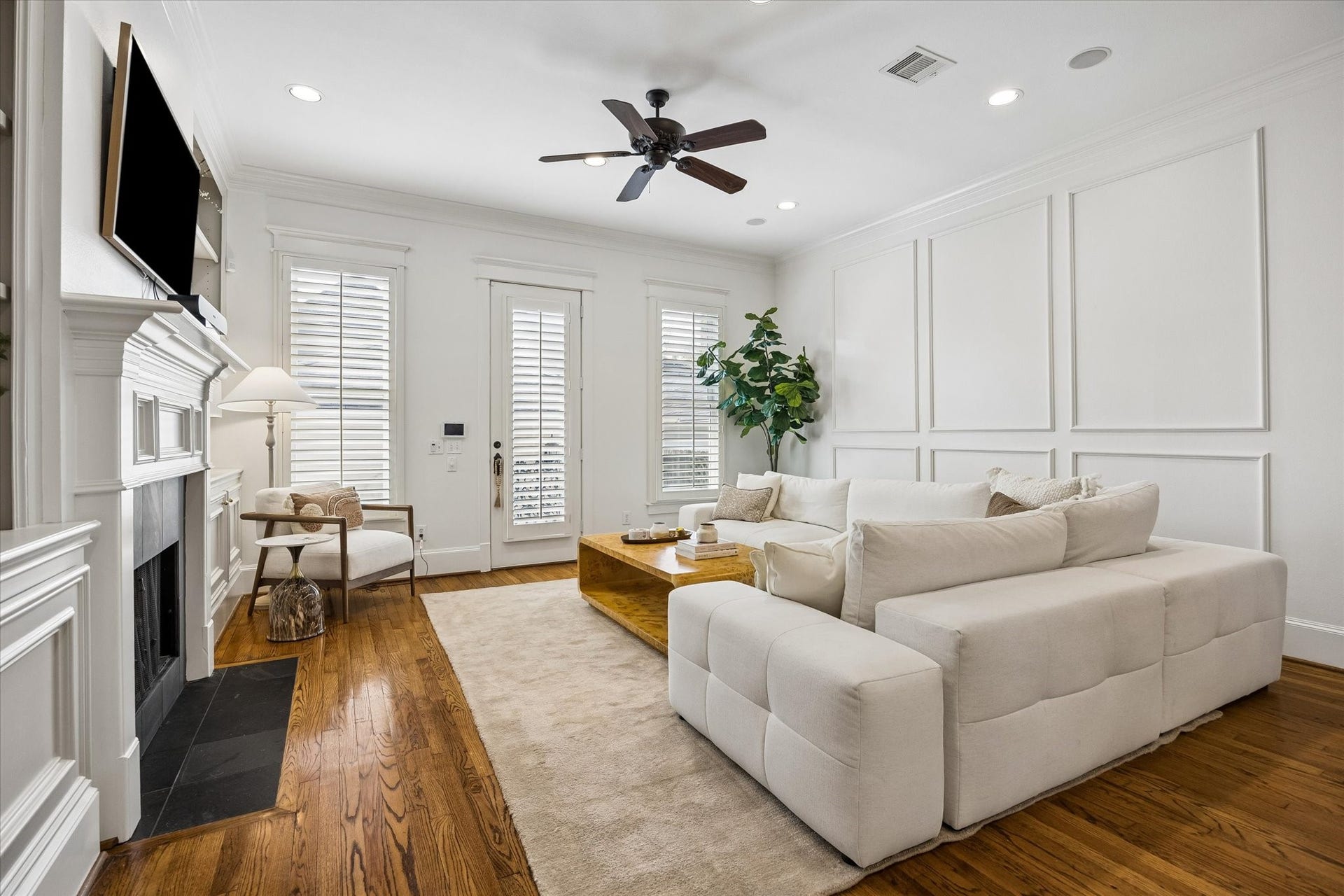 316 Aurora Street, Houston, TX 77008 316 Aurora Street, Houston, TX 77008