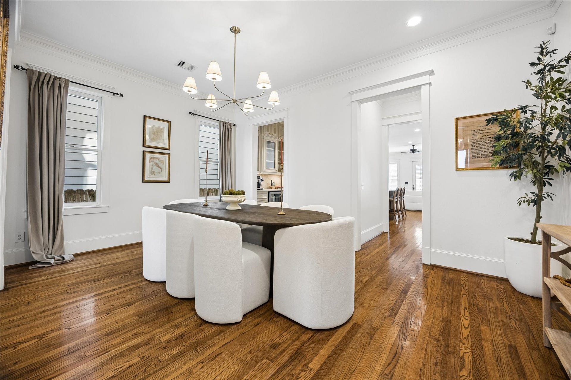 316 Aurora Street, Houston, TX 77008 316 Aurora Street, Houston, TX 77008