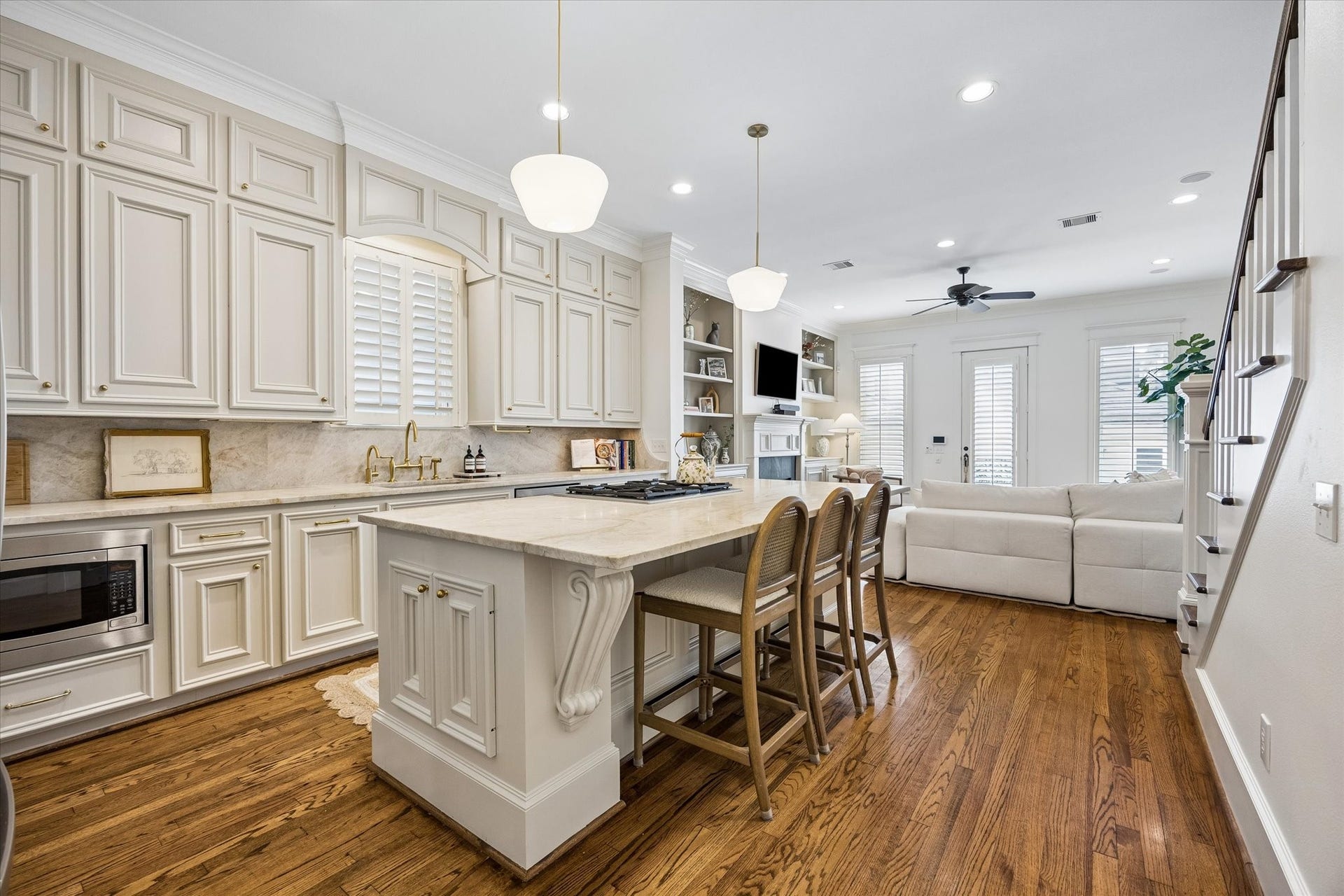 316 Aurora Street, Houston, TX 77008 316 Aurora Street, Houston, TX 77008
