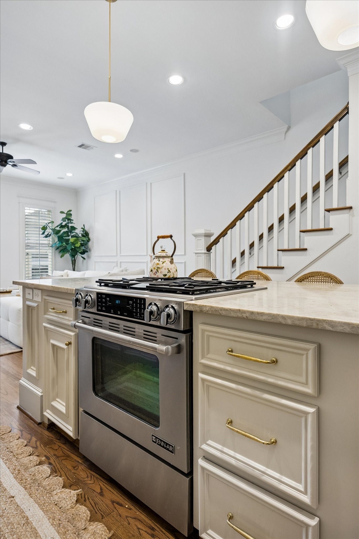 316 Aurora Street, Houston, TX 77008 316 Aurora Street, Houston, TX 77008