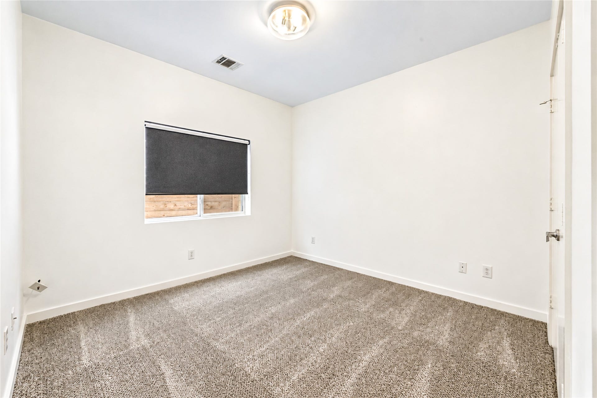 2234 Leeland Street, Houston, TX 77003