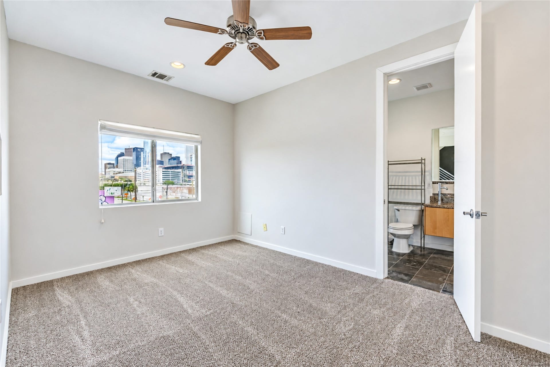 2234 Leeland Street, Houston, TX 77003