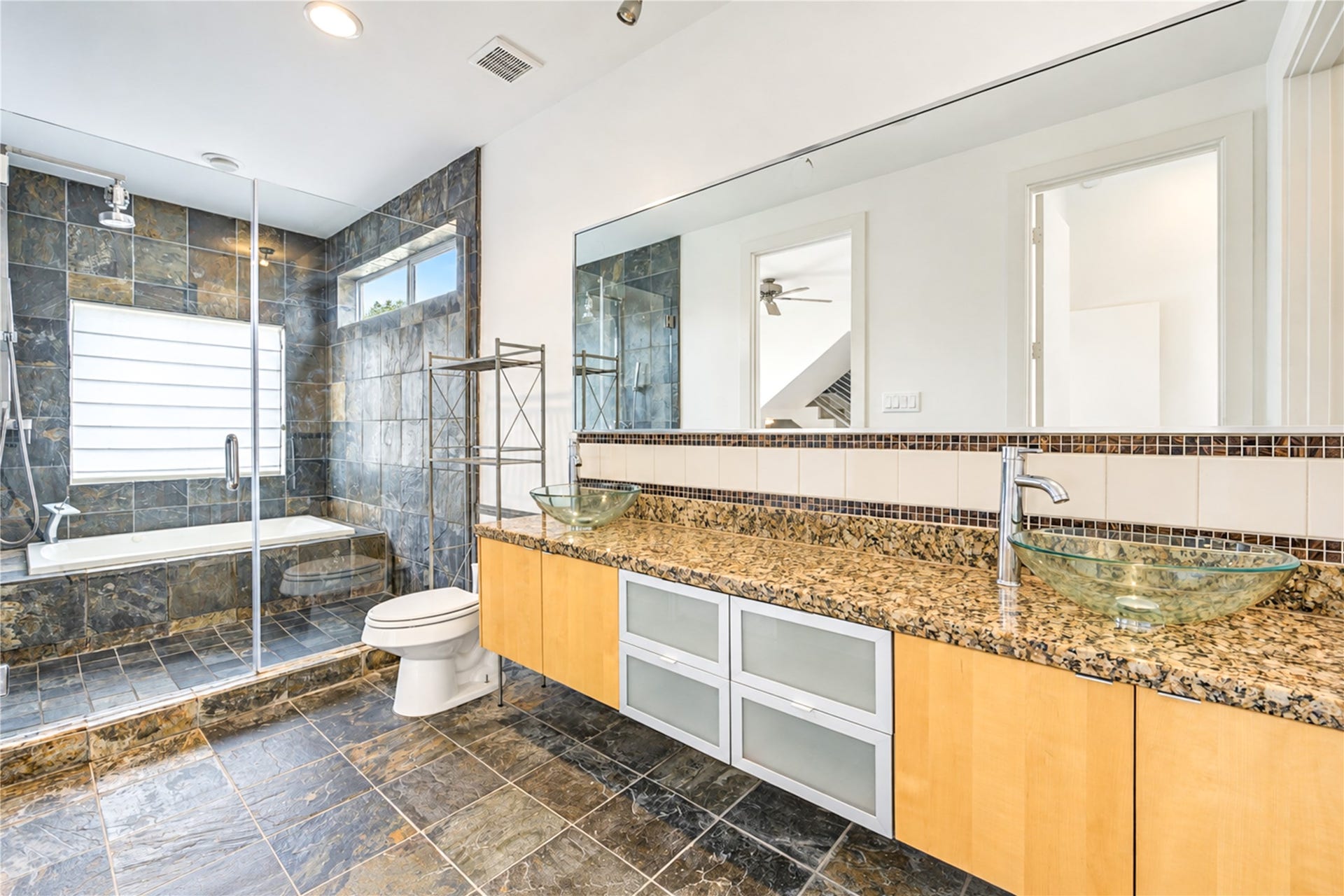 2234 Leeland Street, Houston, TX 77003