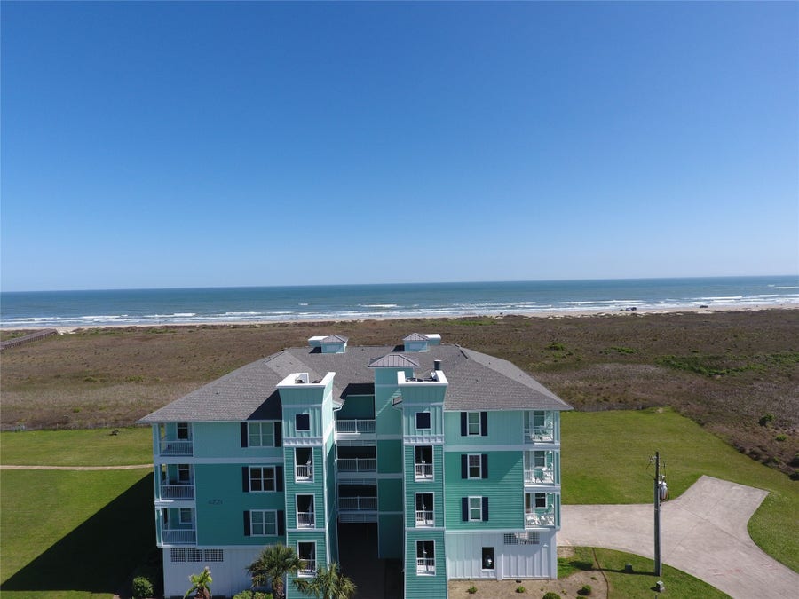 Property photo for 4221 Grassy Pointe Drive, #301, Galveston, TX