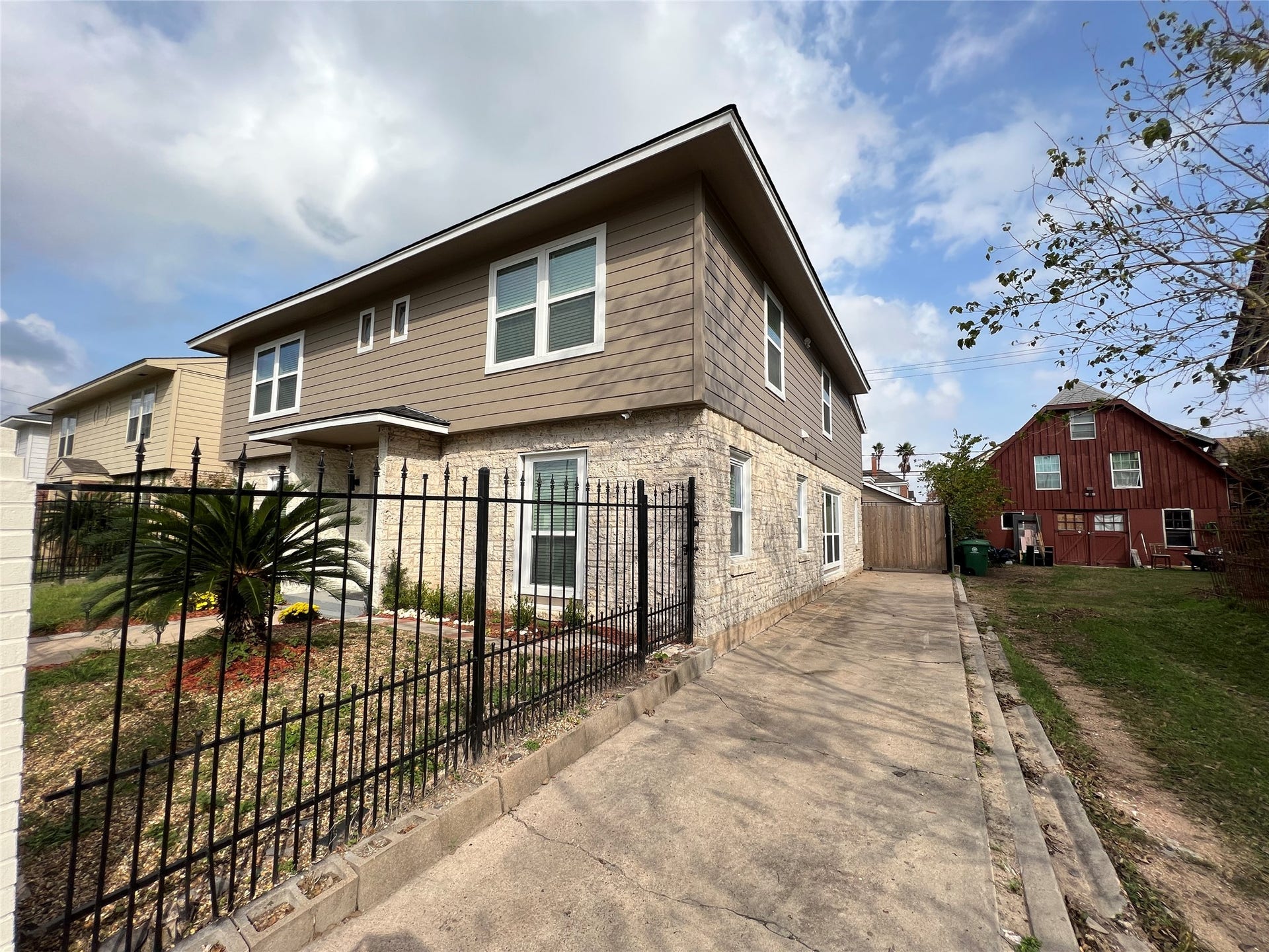 1909 Ruth Street, Houston, TX 77004 1909 Ruth Street, Houston, TX 77004