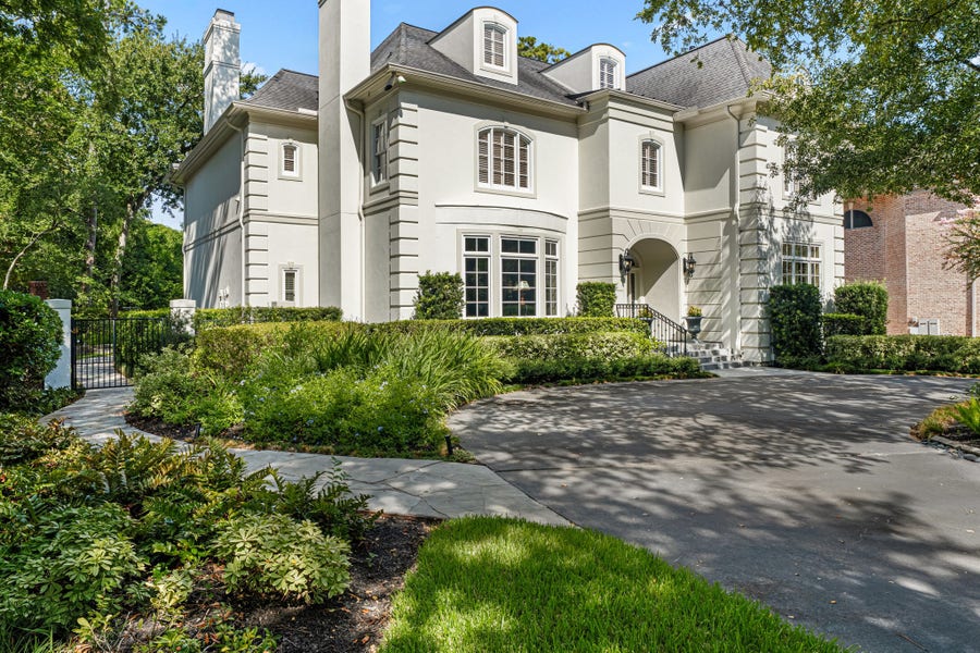 Property photo for 914 Huntington Cove, Houston, TX