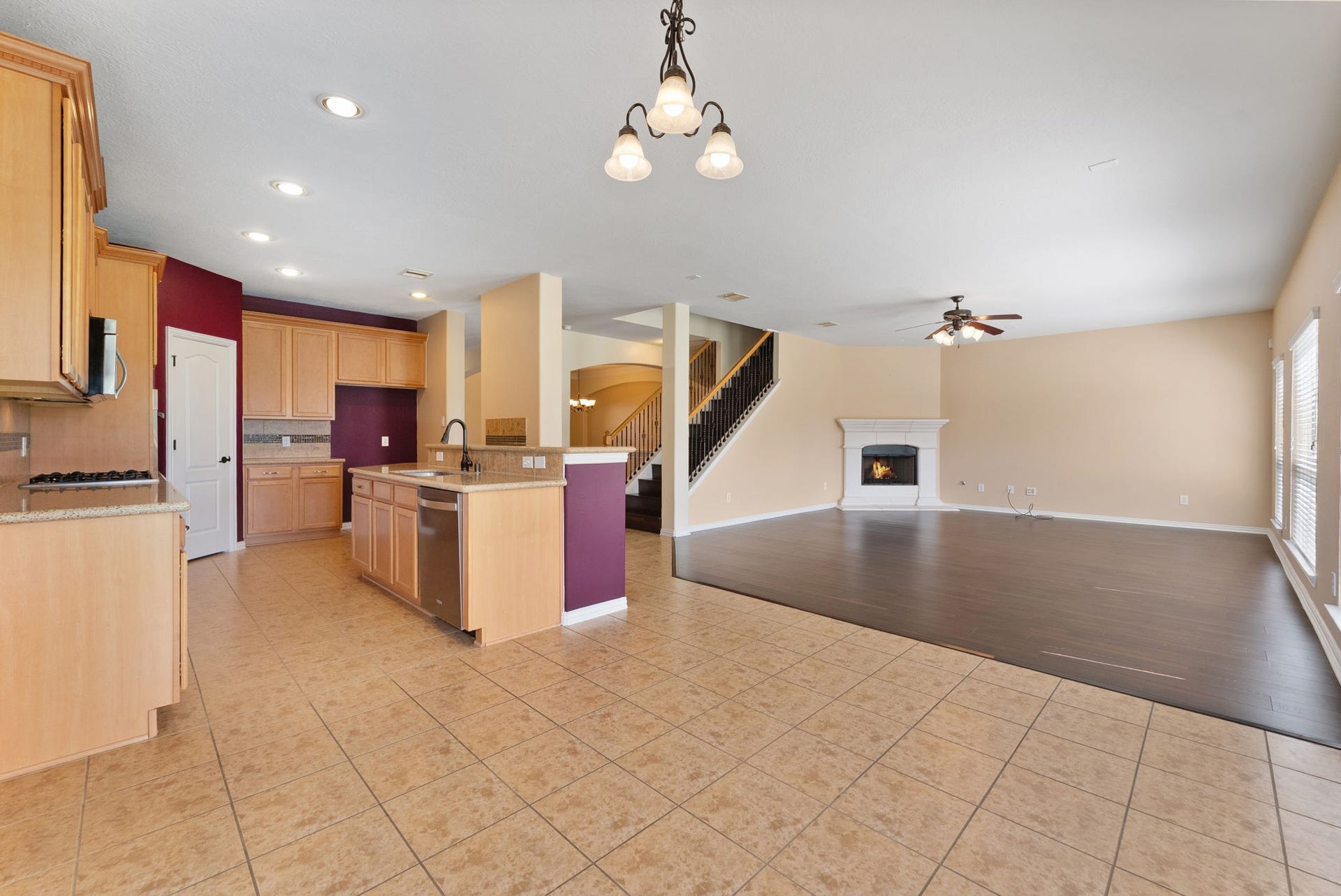 19415 Sorrell Ridge Drive, Spring, TX 77388 The open floorplan provides a feeling of spaciousness to the home.