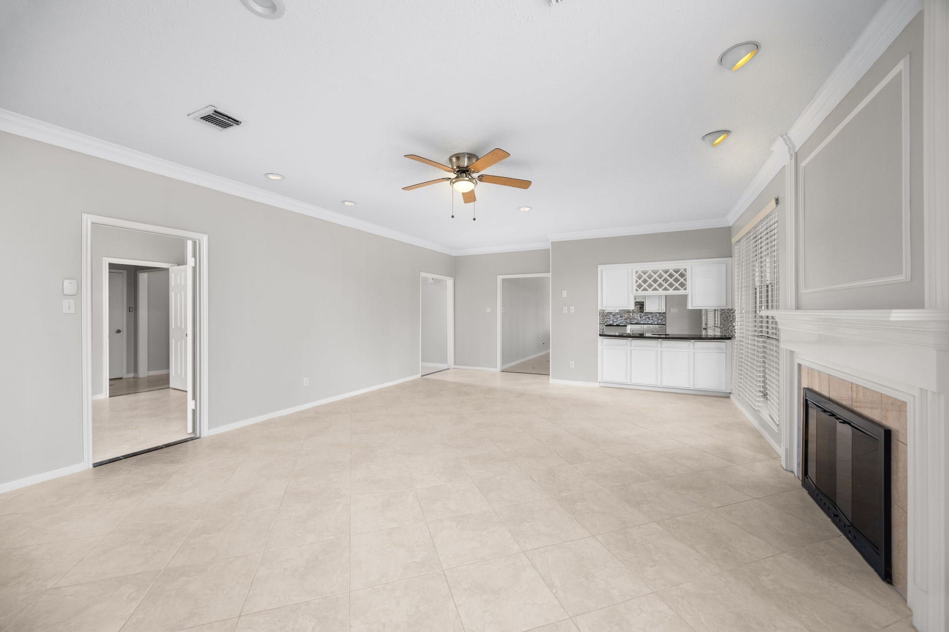 7915 Capri Circle, Houston, TX 77095 7915 Capri Circle, Houston, TX 77095