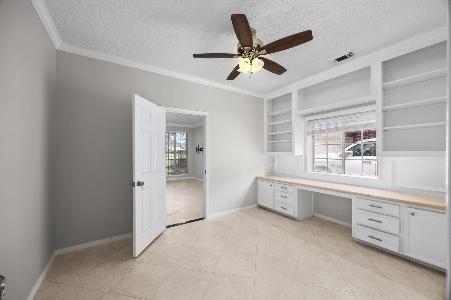 7915 Capri Circle, Houston, TX 77095 7915 Capri Circle, Houston, TX 77095