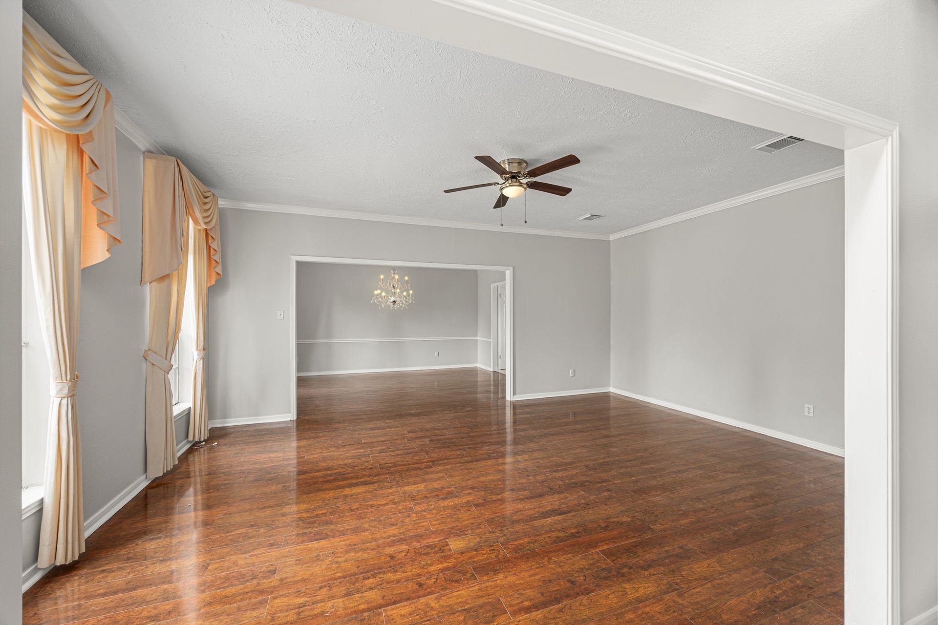 7915 Capri Circle, Houston, TX 77095 7915 Capri Circle, Houston, TX 77095