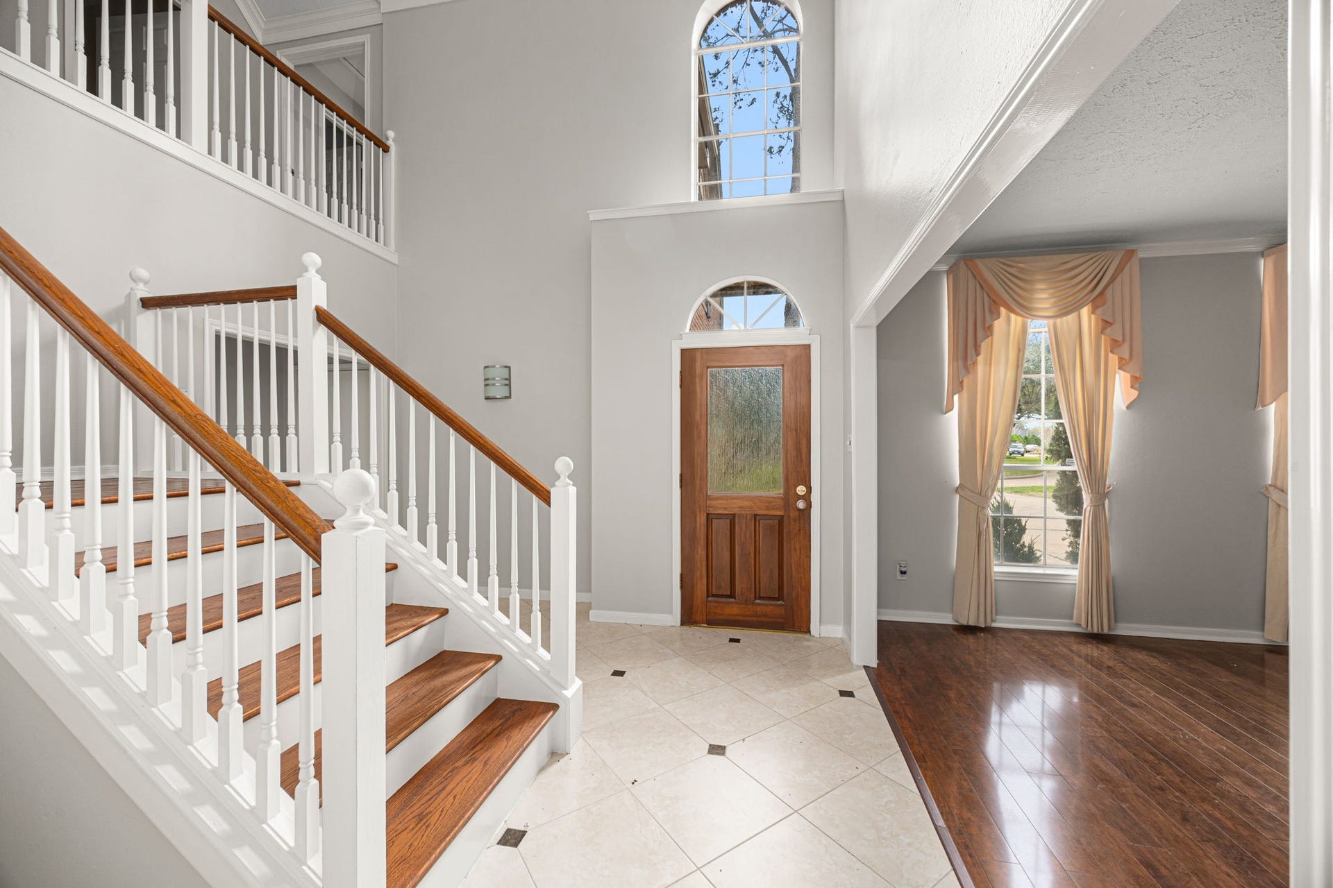 7915 Capri Circle, Houston, TX 77095 7915 Capri Circle, Houston, TX 77095