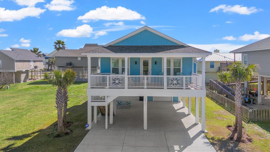 Property photo for 13731 Mutiny Lane, Galveston, TX