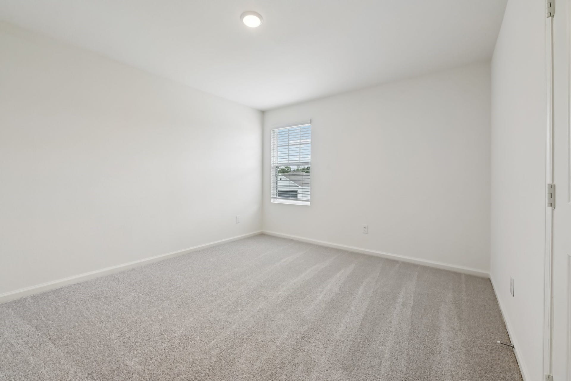 9112 Stonebrook Chase Drive, Conroe, TX 77303 representative photo