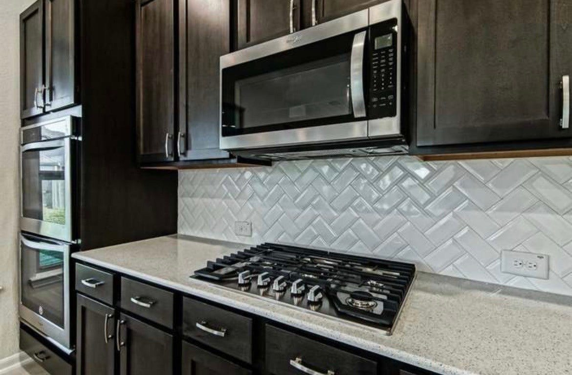 5911 River Timber Trail, Humble, TX 77346 5 gas cooktop