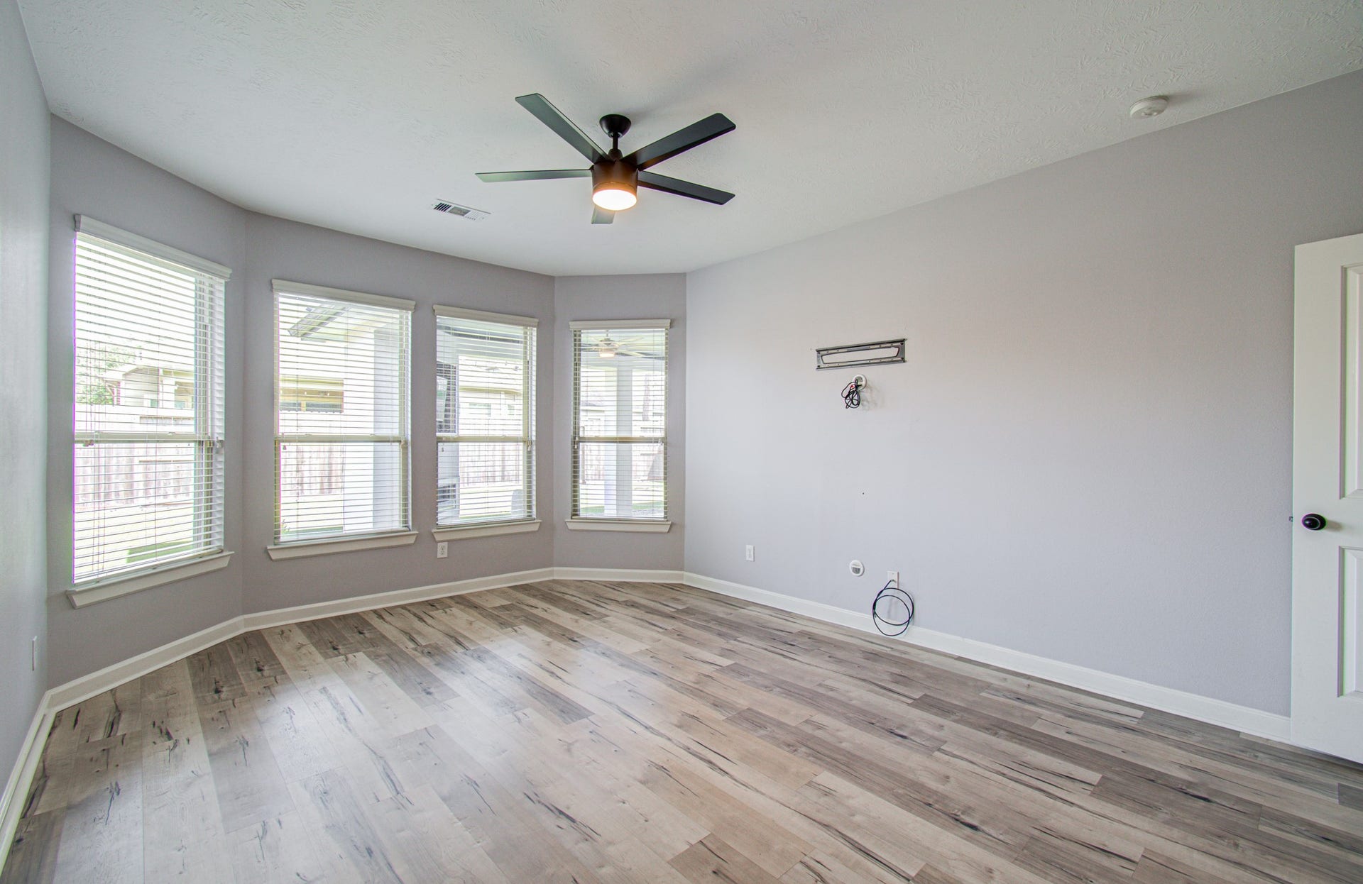 12935 Northpointe Bend Drive, Tomball, TX 77377 12935 Northpointe Bend Drive, Tomball, TX 77377