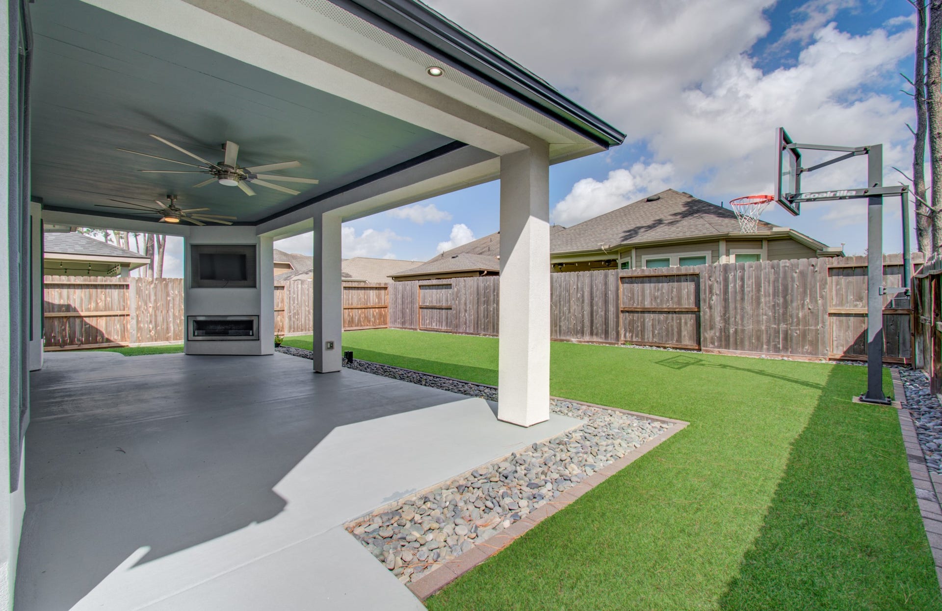 12935 Northpointe Bend Drive, Tomball, TX 77377 12935 Northpointe Bend Drive, Tomball, TX 77377