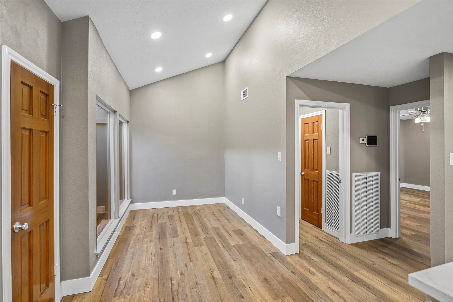 Extra Room off Kitchen