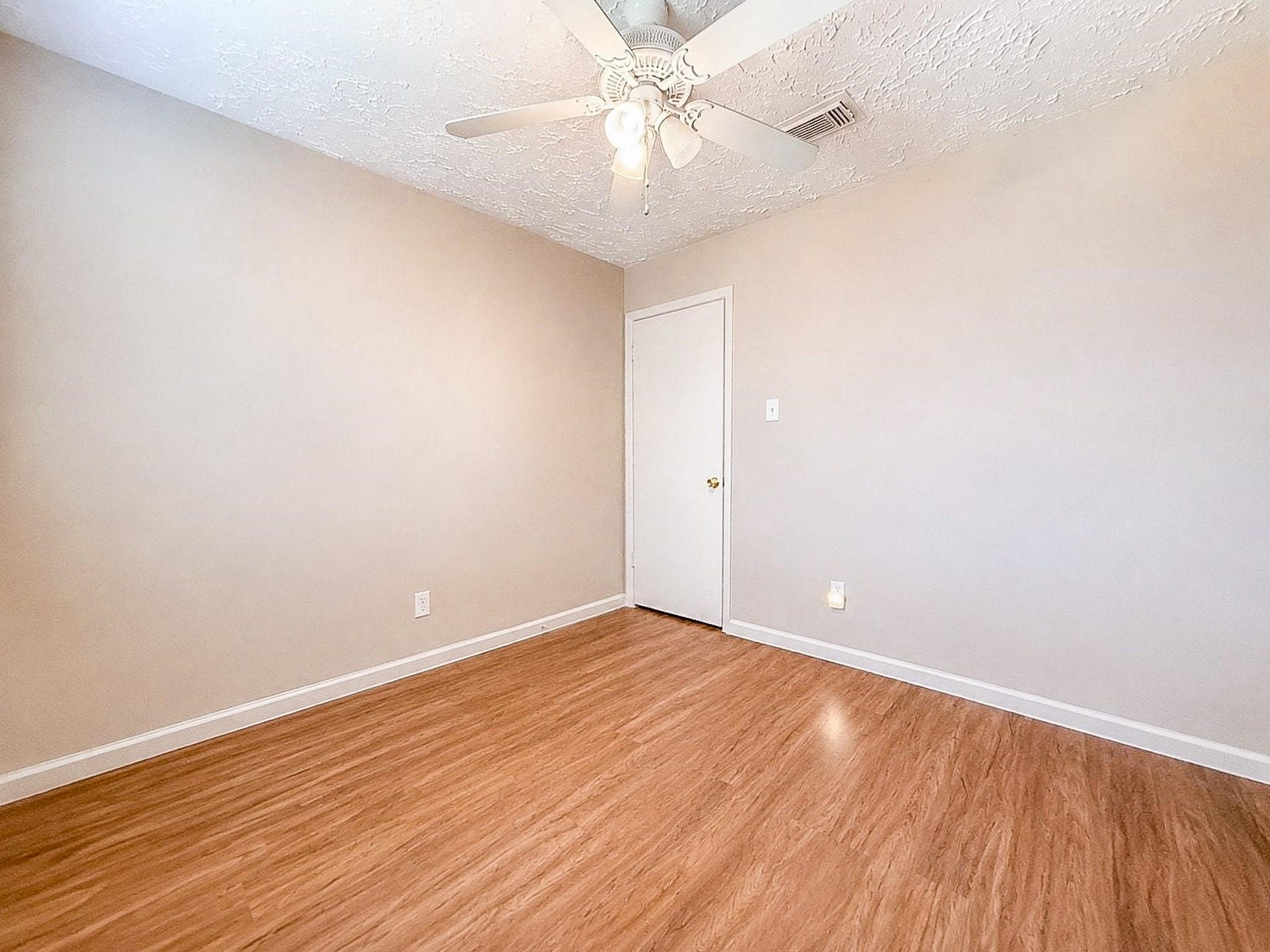 11114 Drakeland Drive, Humble, TX 77396 11114 Drakeland Drive, Humble, TX 77396