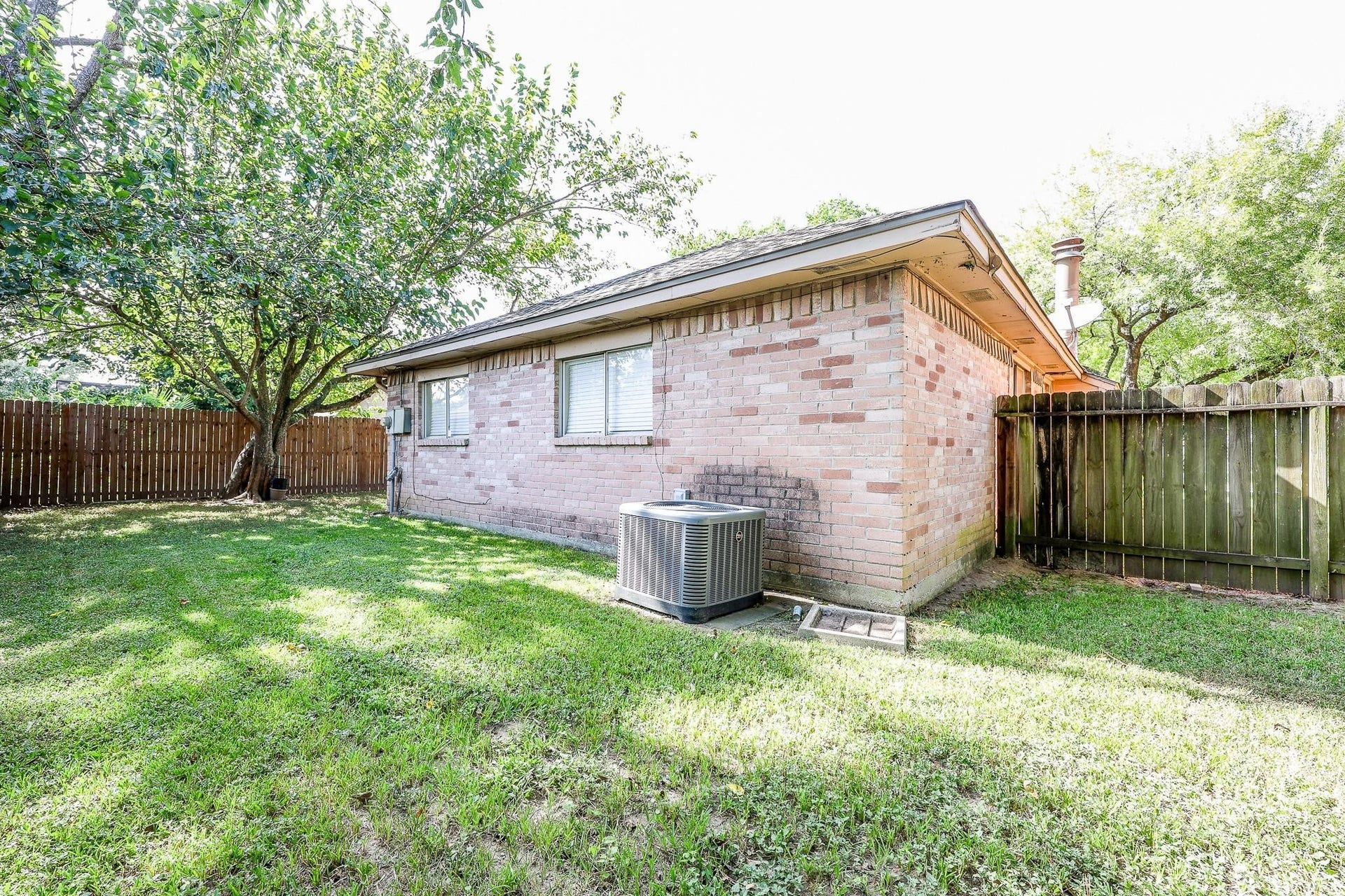 11114 Drakeland Drive, Humble, TX 77396 11114 Drakeland Drive, Humble, TX 77396