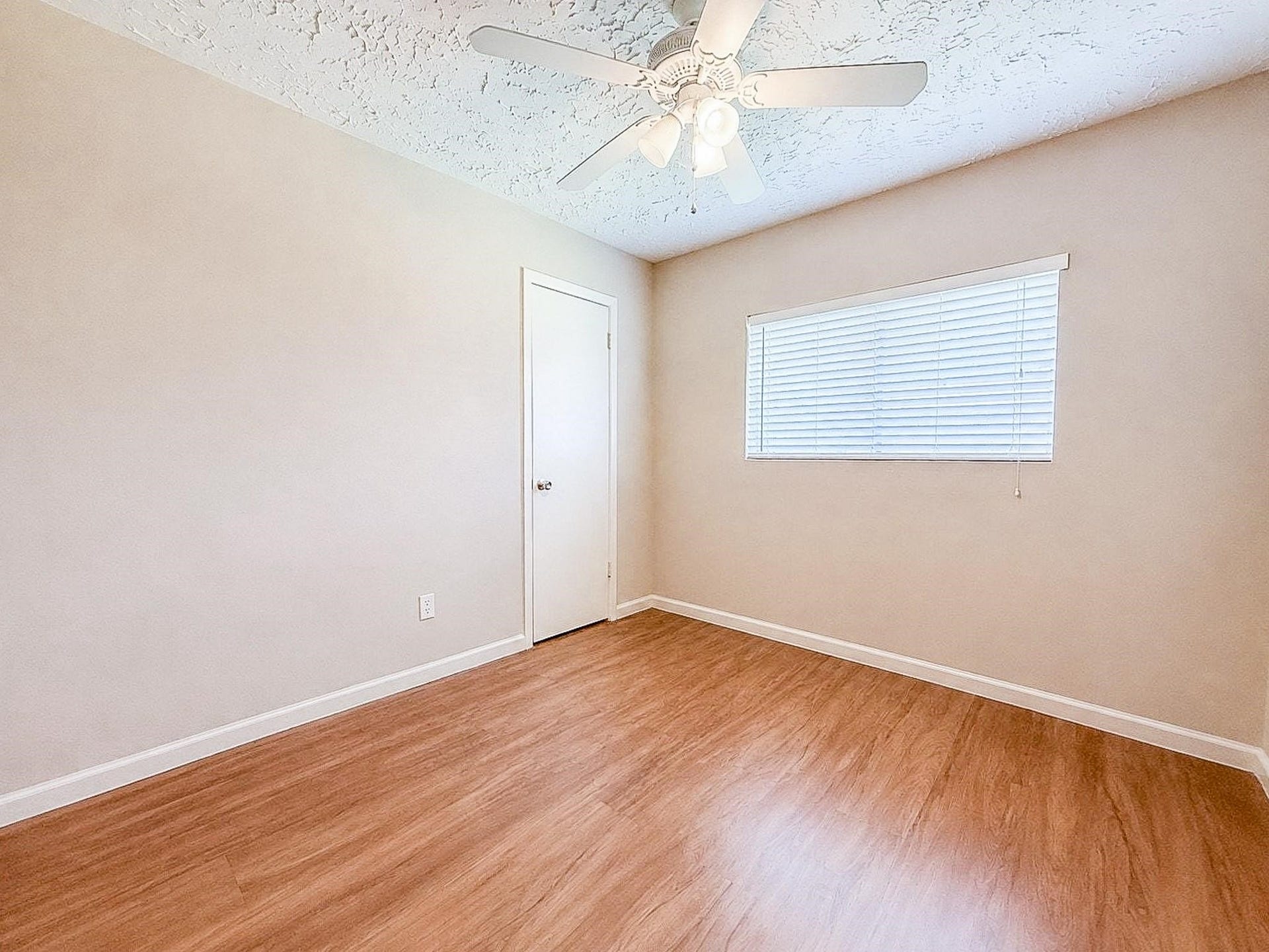 11114 Drakeland Drive, Humble, TX 77396 11114 Drakeland Drive, Humble, TX 77396
