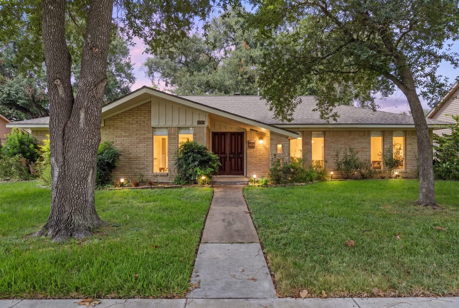 Property photo for 5730 Rutherglenn Drive, Houston, TX