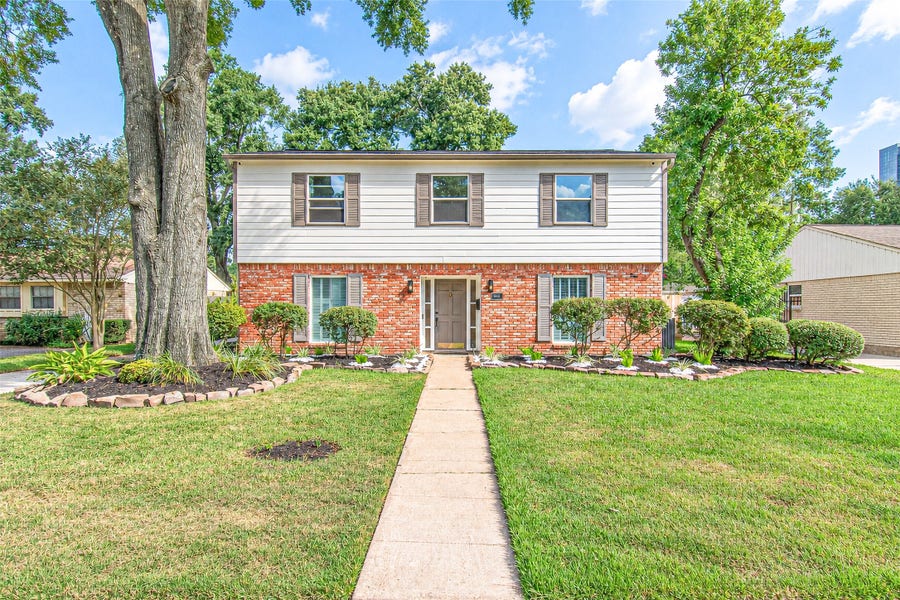 Property photo for 10610 Overbrook Lane, Houston, TX