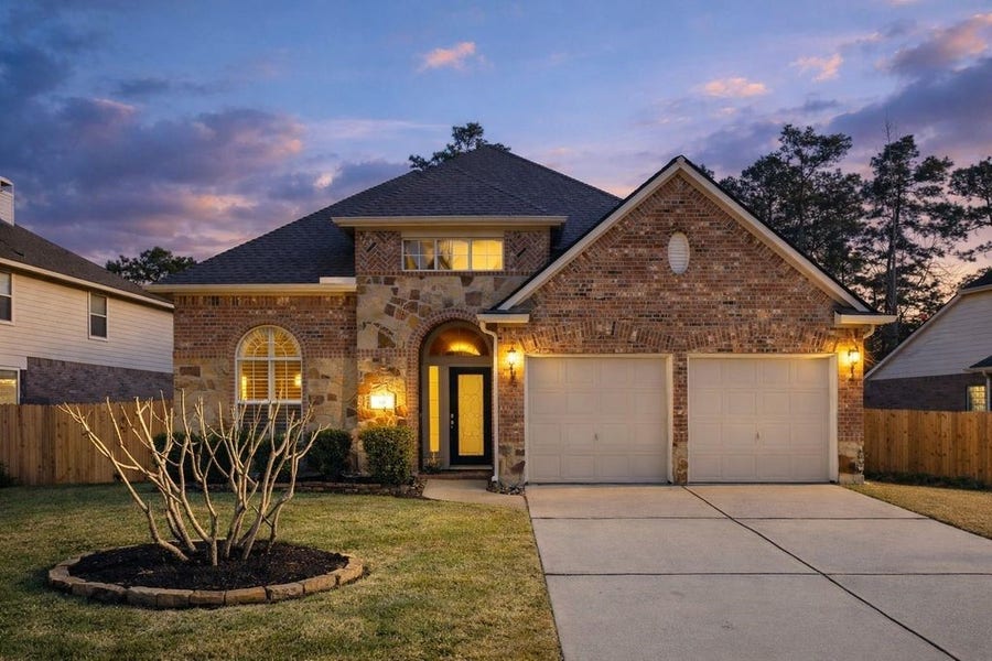 Property photo for 80 N Frontera Circle, Spring, TX