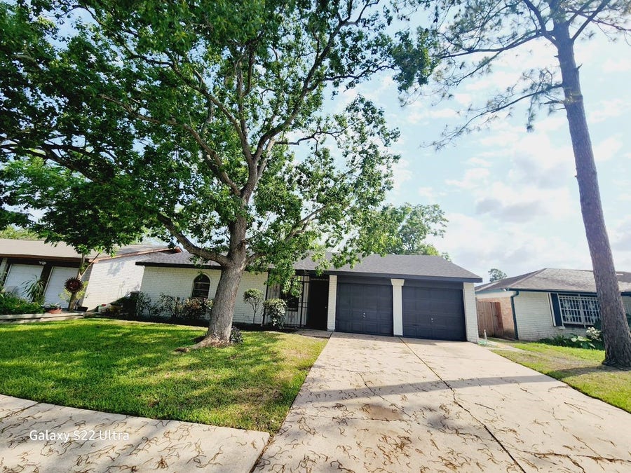 Property photo for 4741 E Ridge Creek Drive, Houston, TX