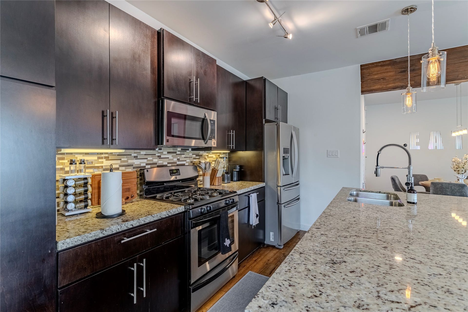 1414 Laird Street, #A, Houston, TX 77008 1414 Laird Street, #A, Houston, TX 77008