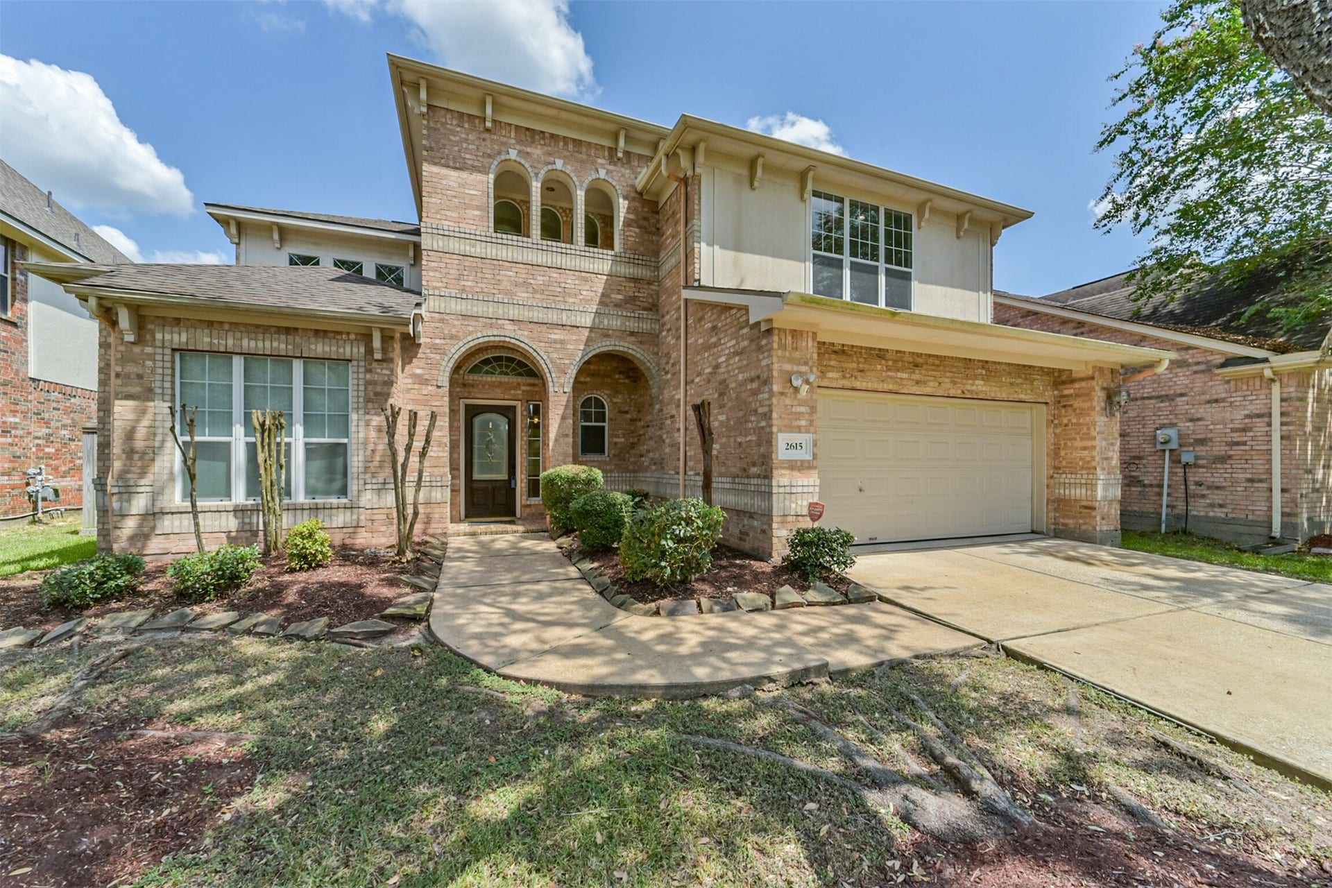 2615 Katie Harbor Drive, Manvel, TX 77578 Welcome to 2615 Katie Harbor Dr.
