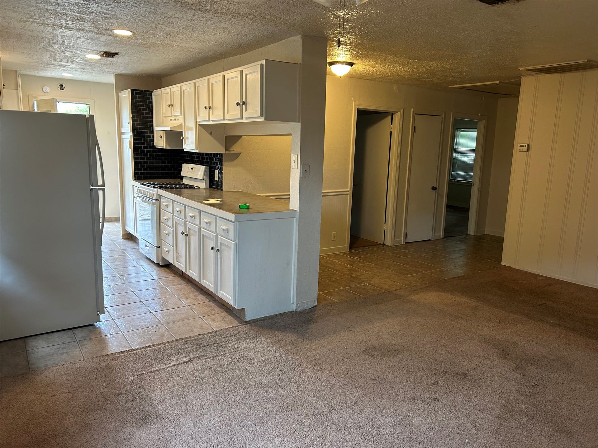 1021 PARK Drive, La Porte, TX 77571 1021 PARK Drive, La Porte, TX 77571