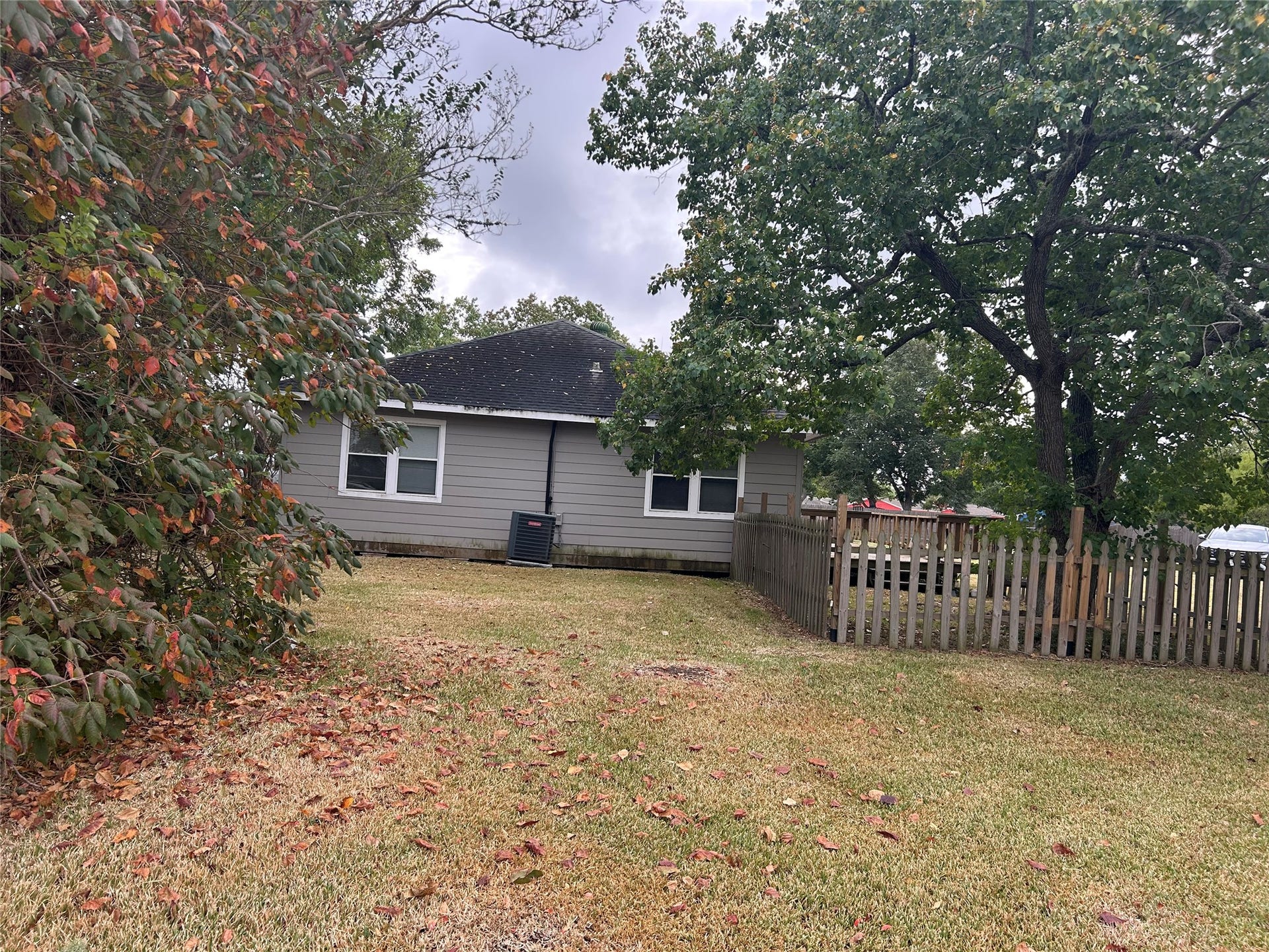 1021 PARK Drive, La Porte, TX 77571 1021 PARK Drive, La Porte, TX 77571