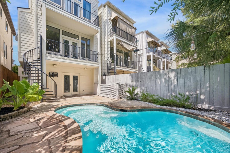 Property photo for 512 Asbury Street, Houston, TX