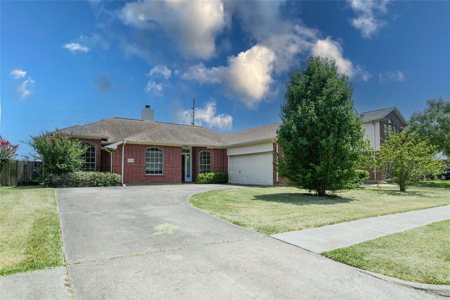 Property photo for 14723 El Tesoro Drive, Houston, TX