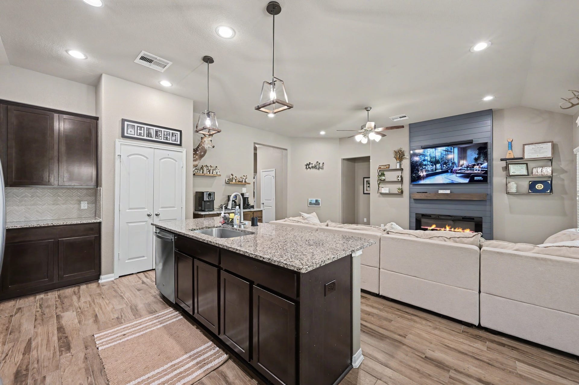 13258 Ridgeview, Willis, TX 77318 13258 Ridgeview, Willis, TX 77318