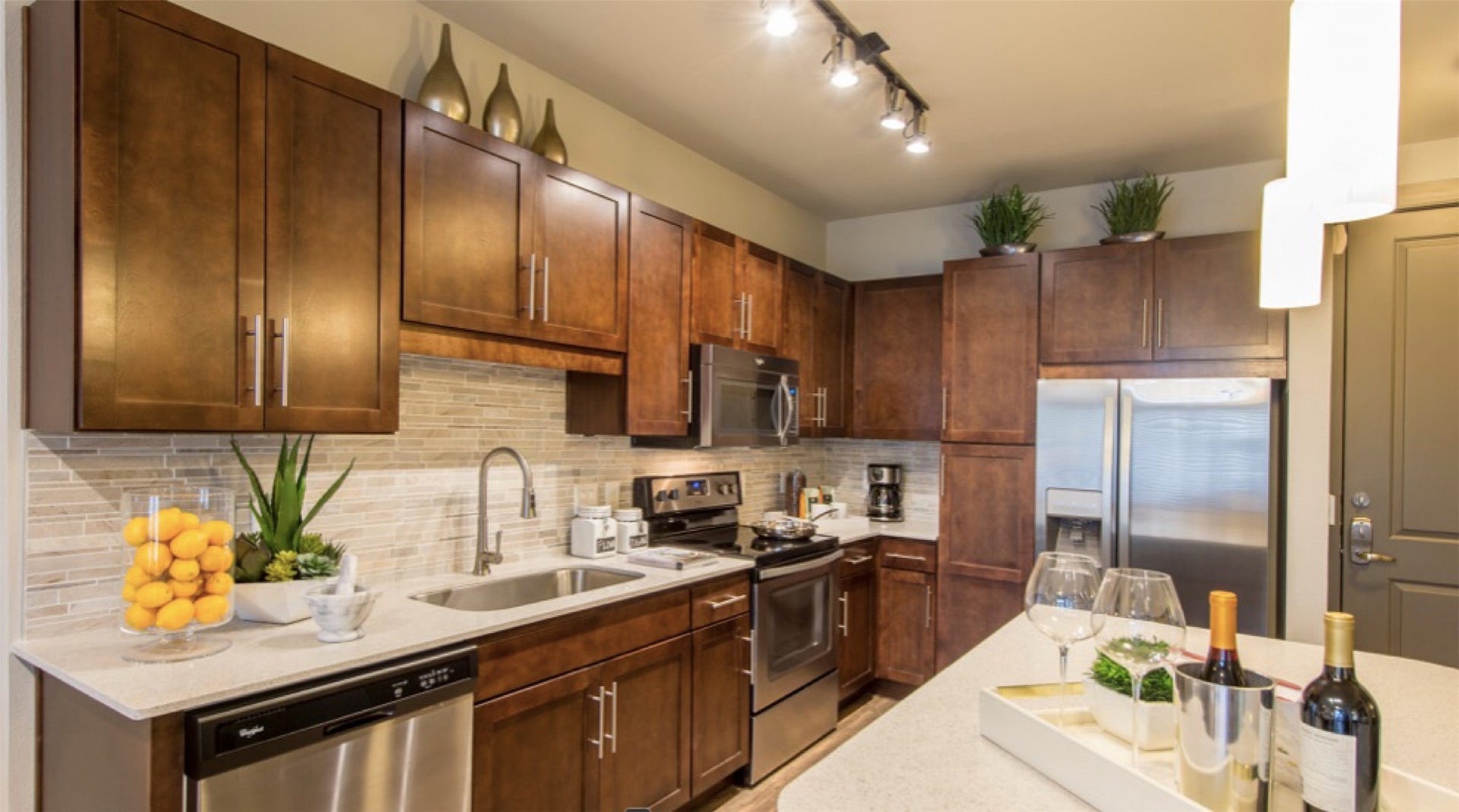 2910 Milam st Street, #1132, Houston, TX 77006 2910 Milam st Street, #1132, Houston, TX 77006