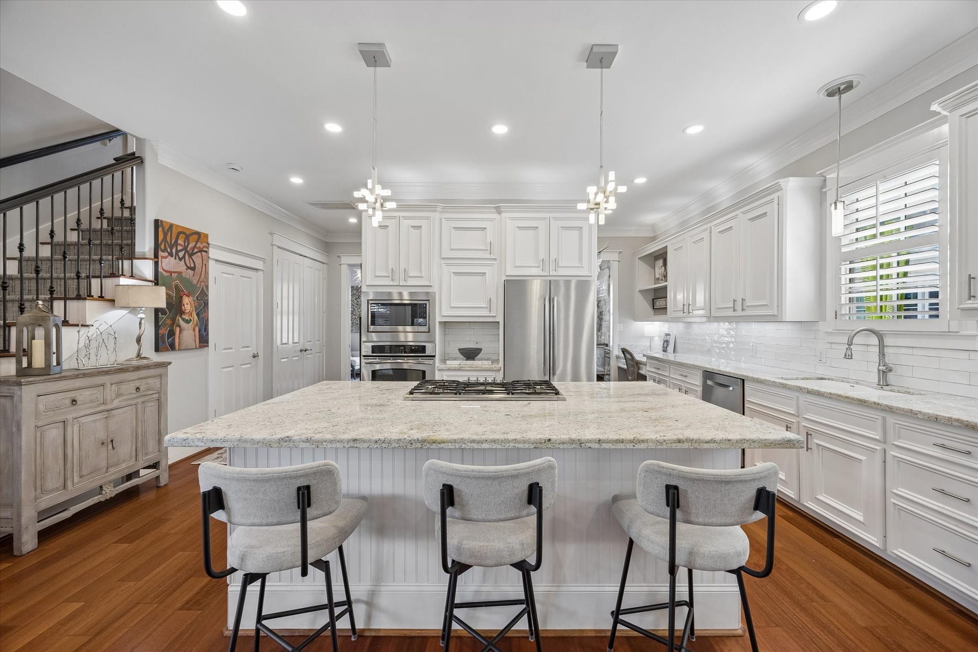 707 W 9th Street, Houston, TX 77007 707 W 9th Street, Houston, TX 77007