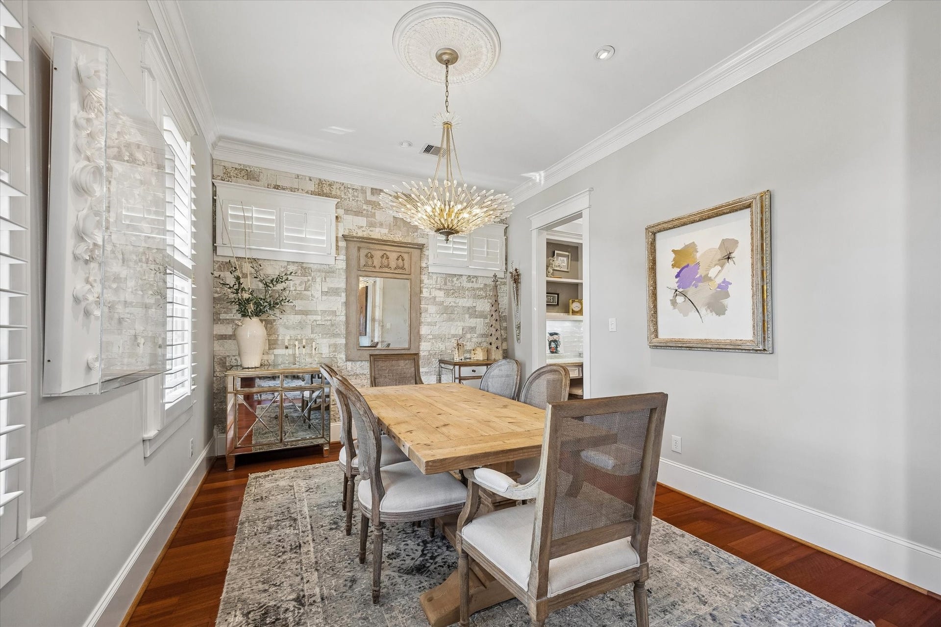 707 W 9th Street, Houston, TX 77007 707 W 9th Street, Houston, TX 77007