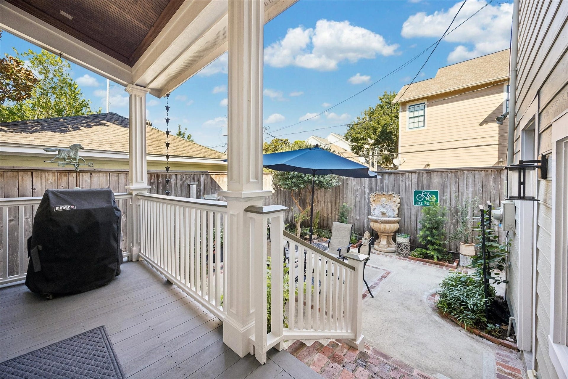 707 W 9th Street, Houston, TX 77007 707 W 9th Street, Houston, TX 77007