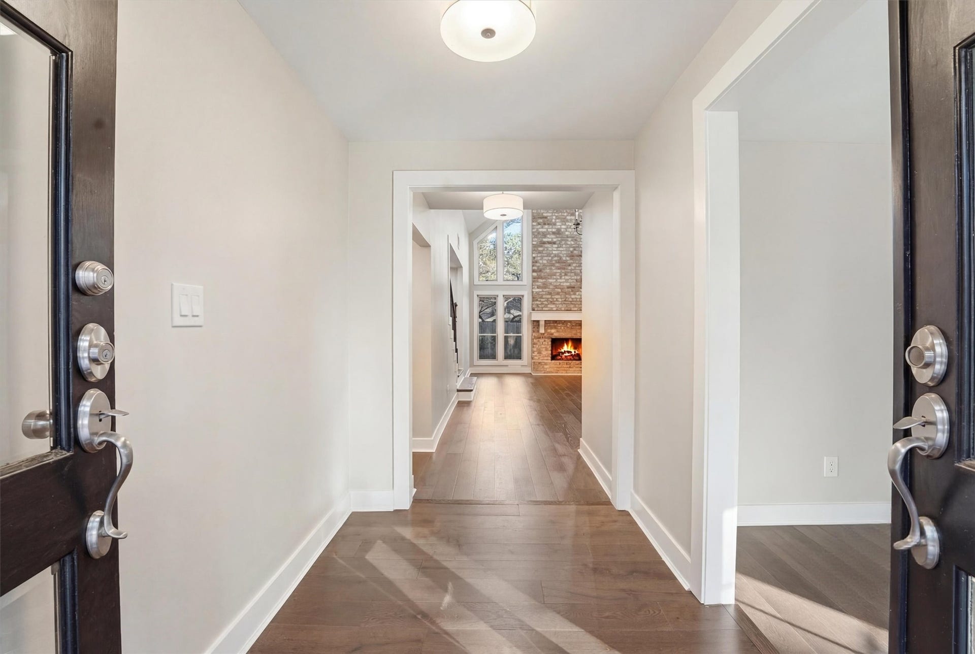 2 Rolling Mill Ln, The Woodlands, TX 77380 Double Door Entry