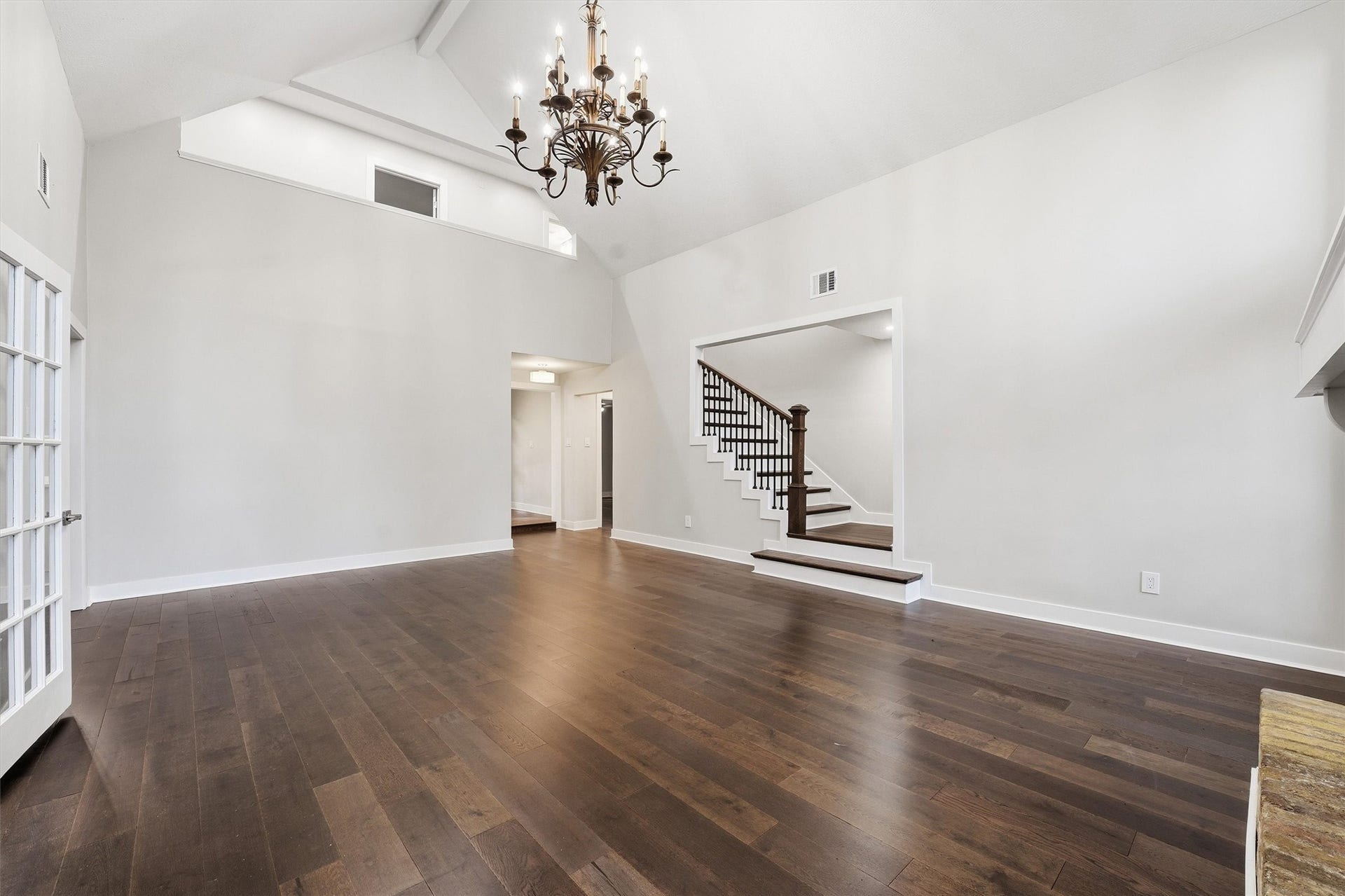2 Rolling Mill Ln, The Woodlands, TX 77380 View Of Balcony From Fireplace