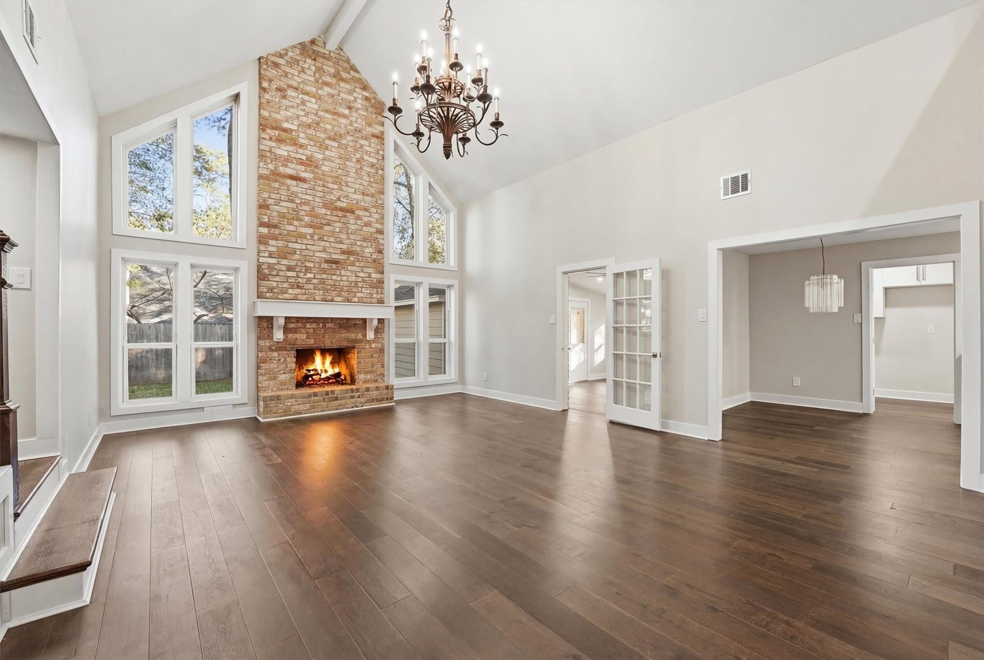 2 Rolling Mill Ln, The Woodlands, TX 77380 Two Story Den