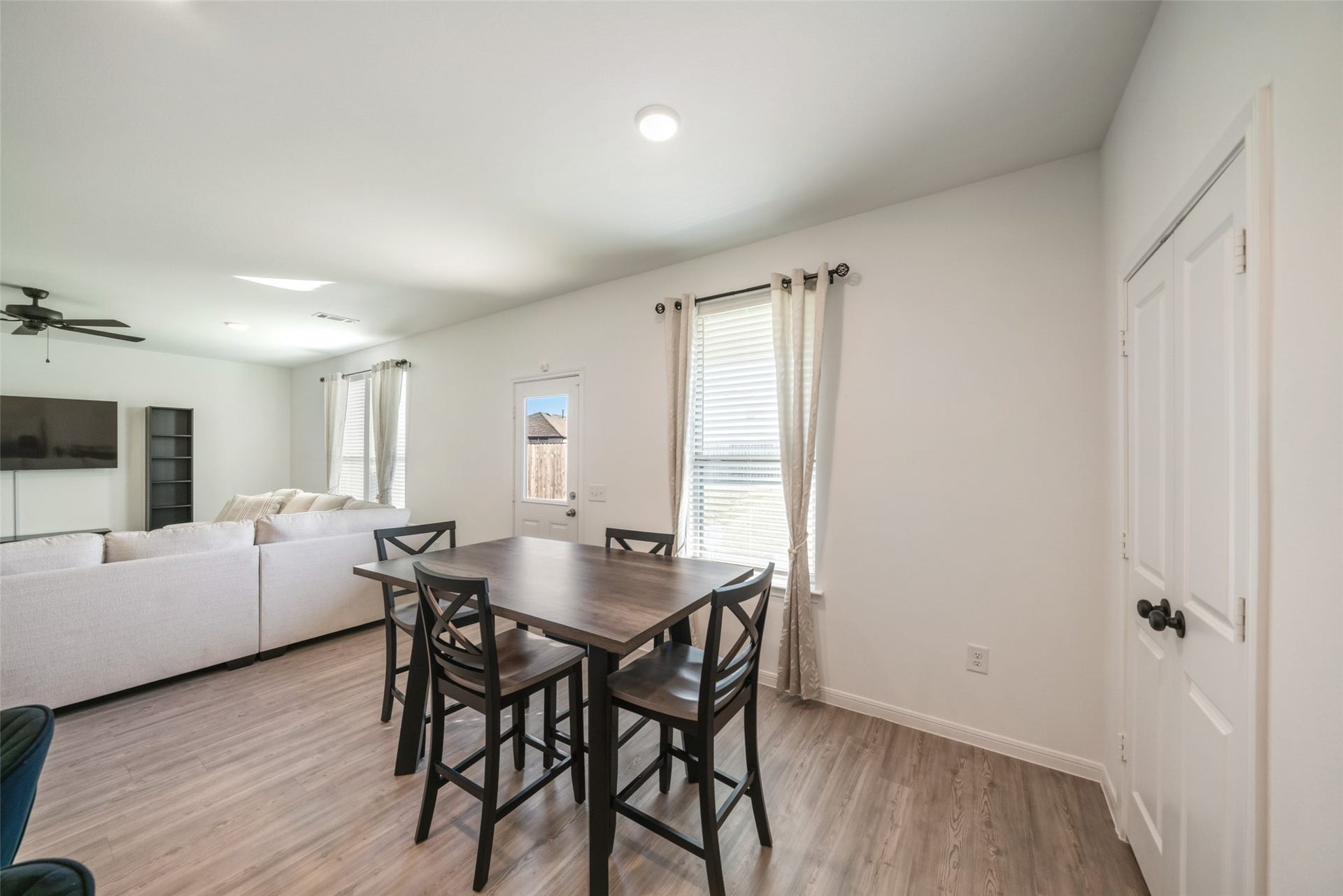 16911 Elm Grove Road, Conroe, TX 77302