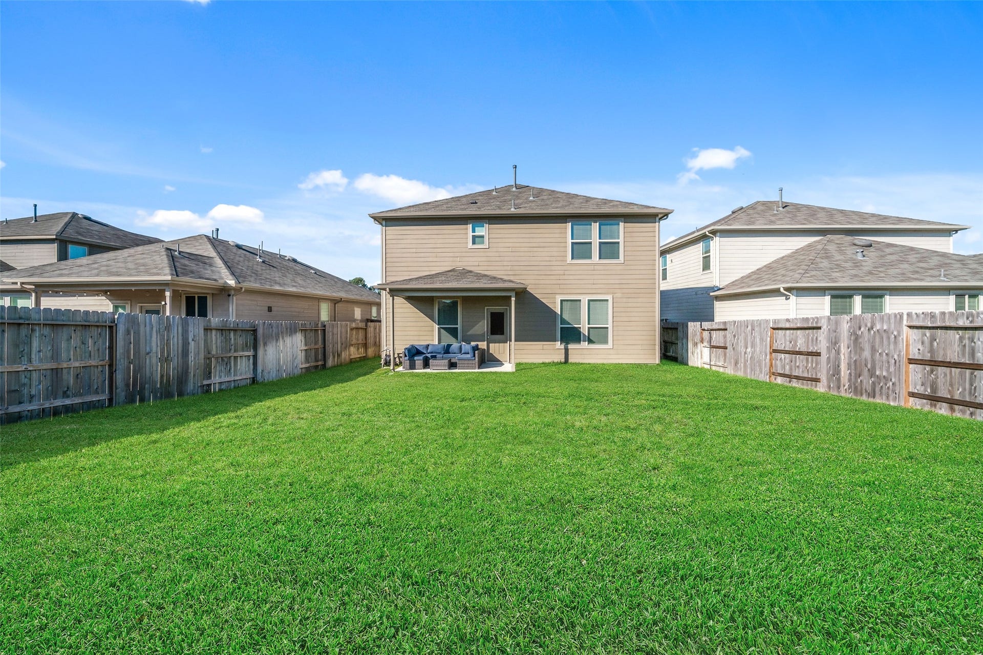 16911 Elm Grove Road, Conroe, TX 77302