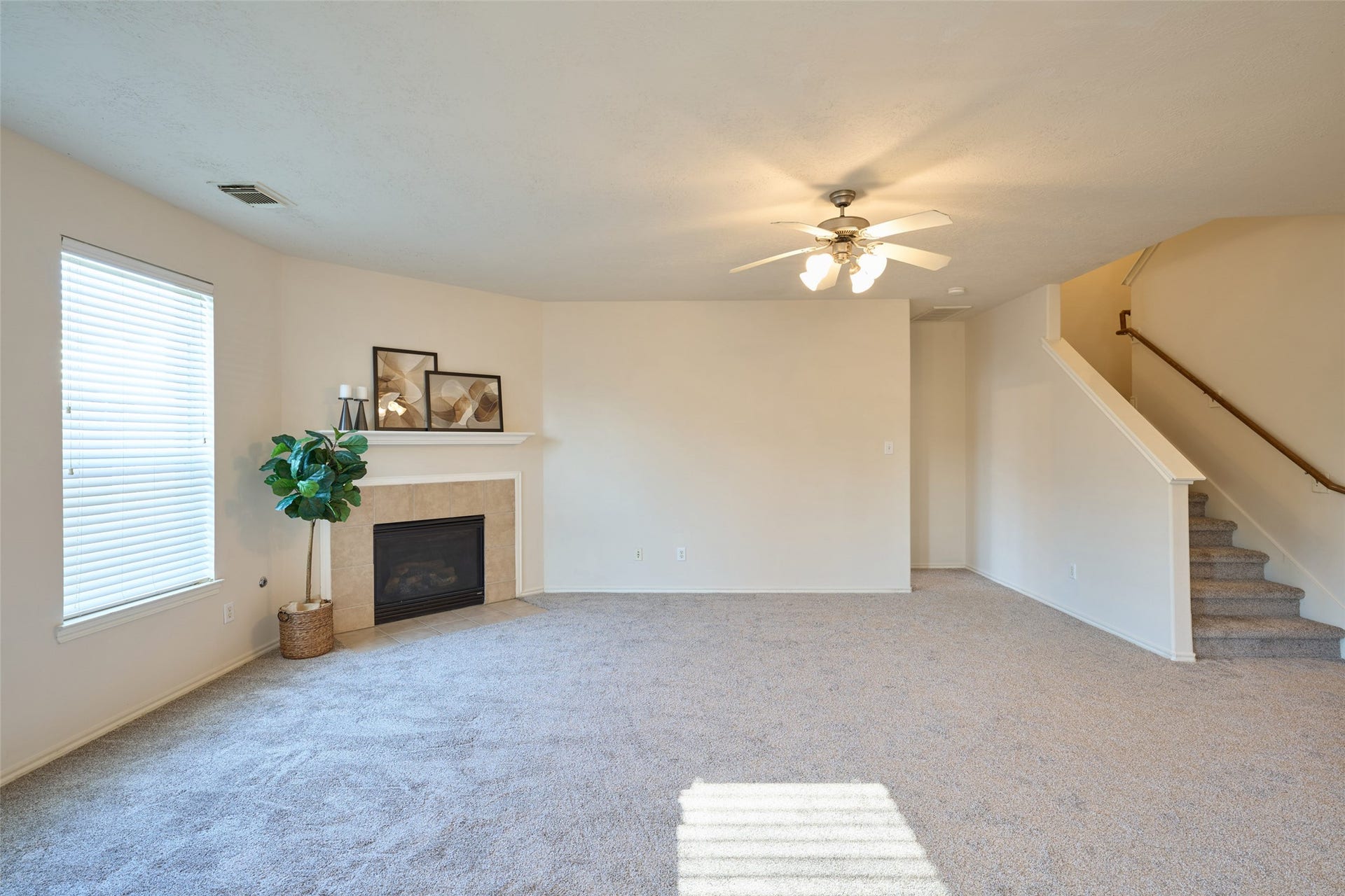 4923 Forest Hurst Drive, Spring, TX 77373 4923 Forest Hurst Drive, Spring, TX 77373