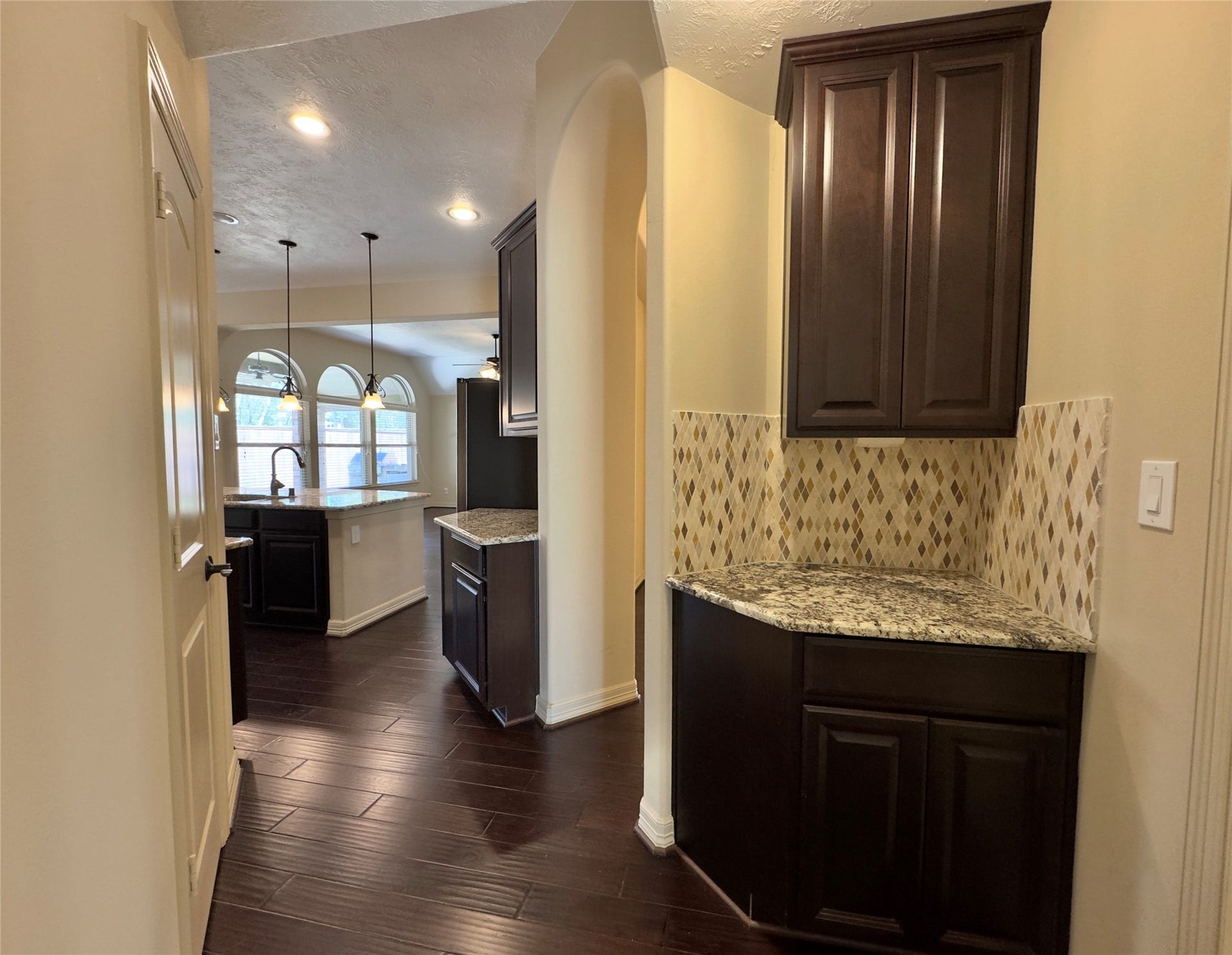 179 Hearthshire Circle, The Woodlands, TX 77354 179 Hearthshire Circle, The Woodlands, TX 77354