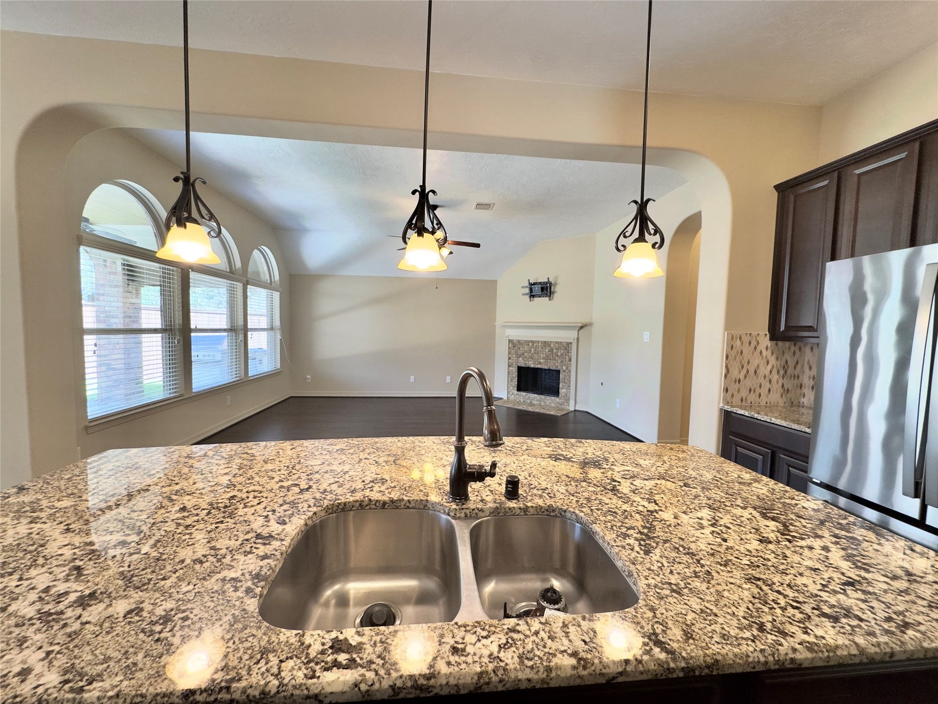 179 Hearthshire Circle, The Woodlands, TX 77354 179 Hearthshire Circle, The Woodlands, TX 77354