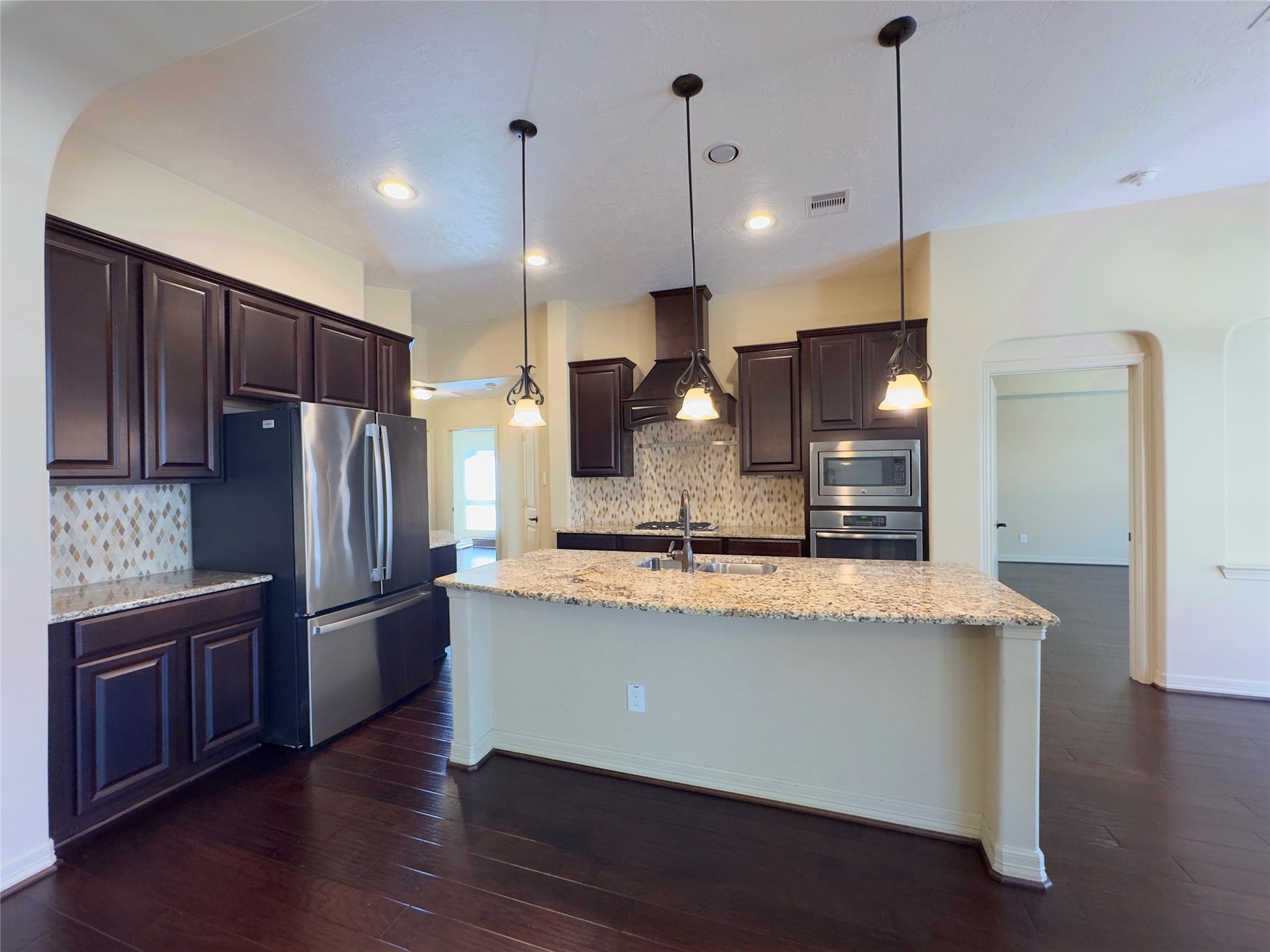 179 Hearthshire Circle, The Woodlands, TX 77354 179 Hearthshire Circle, The Woodlands, TX 77354