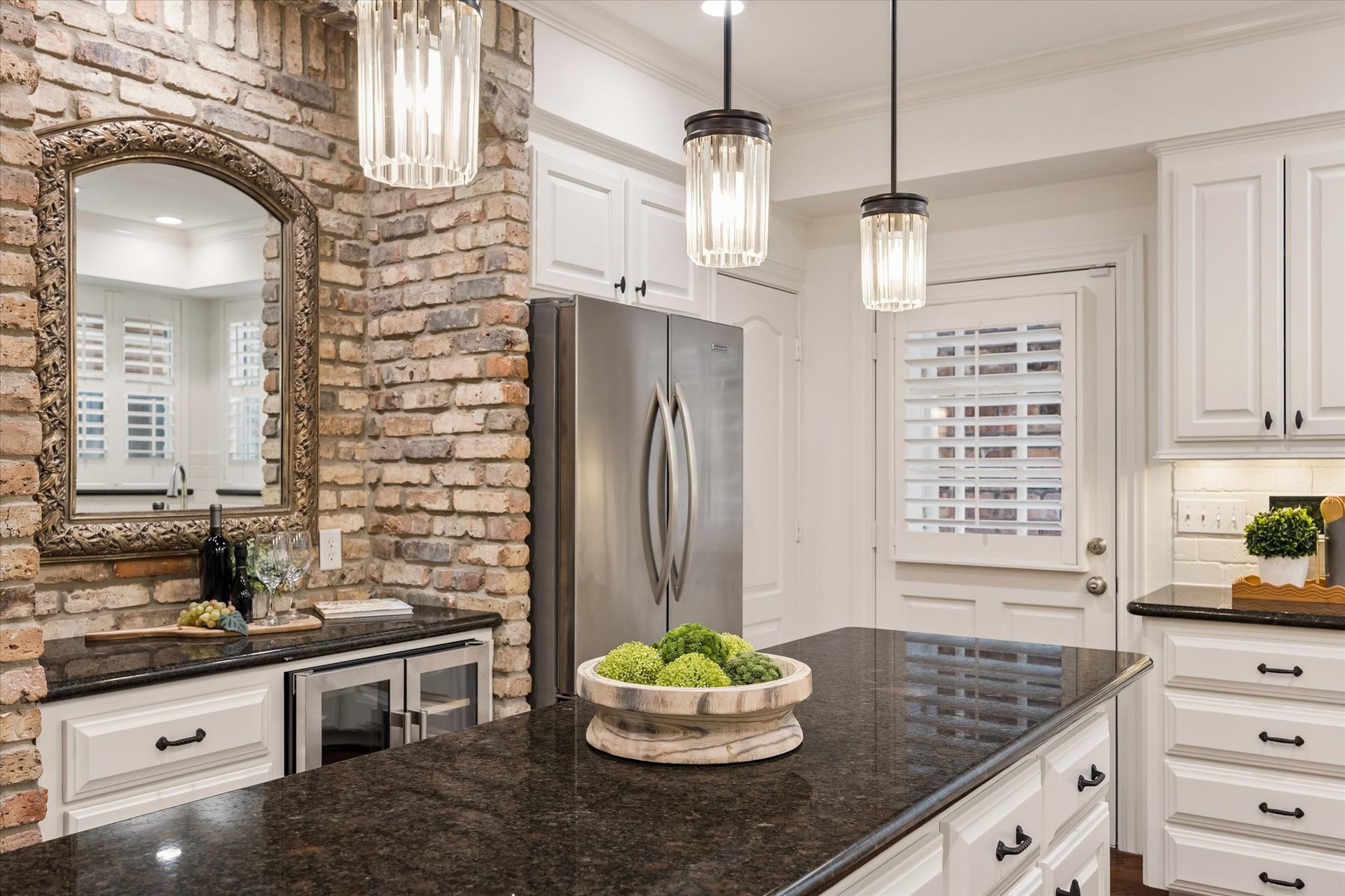 6512 Minola Street, Houston, TX 77007 6512 Minola Street, Houston, TX 77007